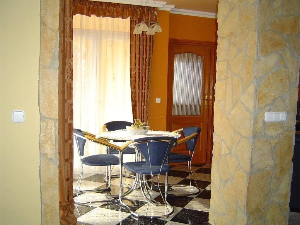 Dining area in Janus Apartman
