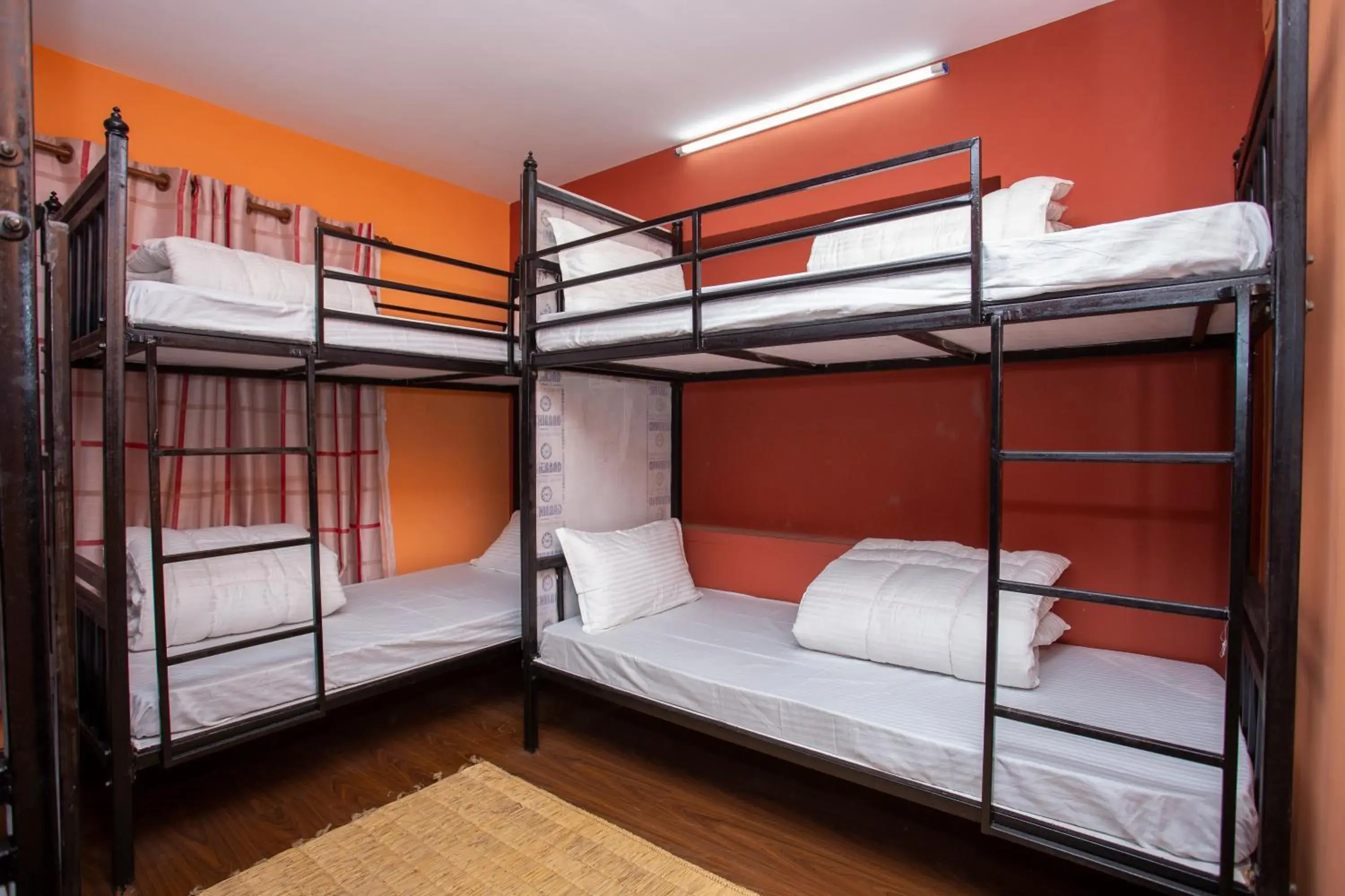 Bed in 6-Bed Dormitory Room in Gurung's Home Bed in 6-Bed Dormitory Room in Gurung's Home