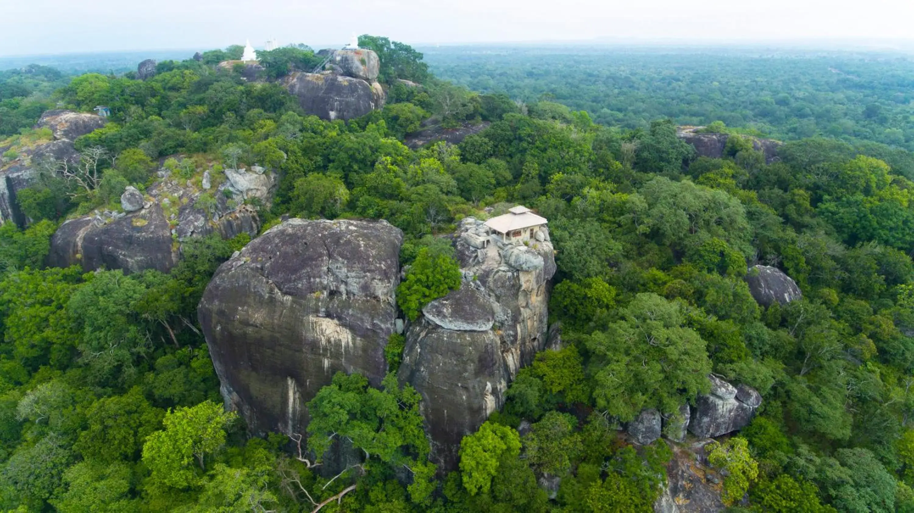 Property building in Ravana Garden Property building in Ravana Garden