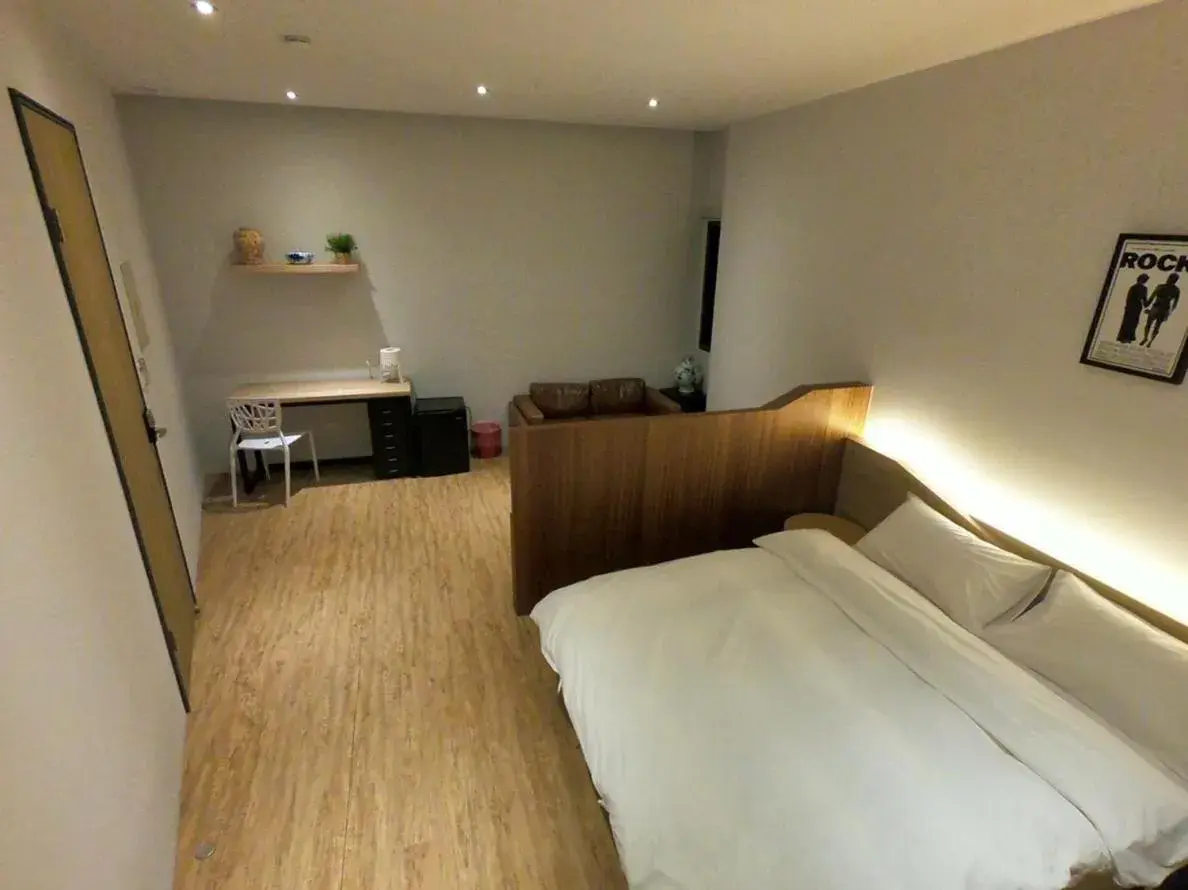 Bed in H suite Go Bed in H suite Go