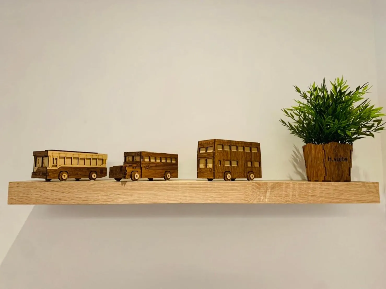 Bedroom in H suite Go