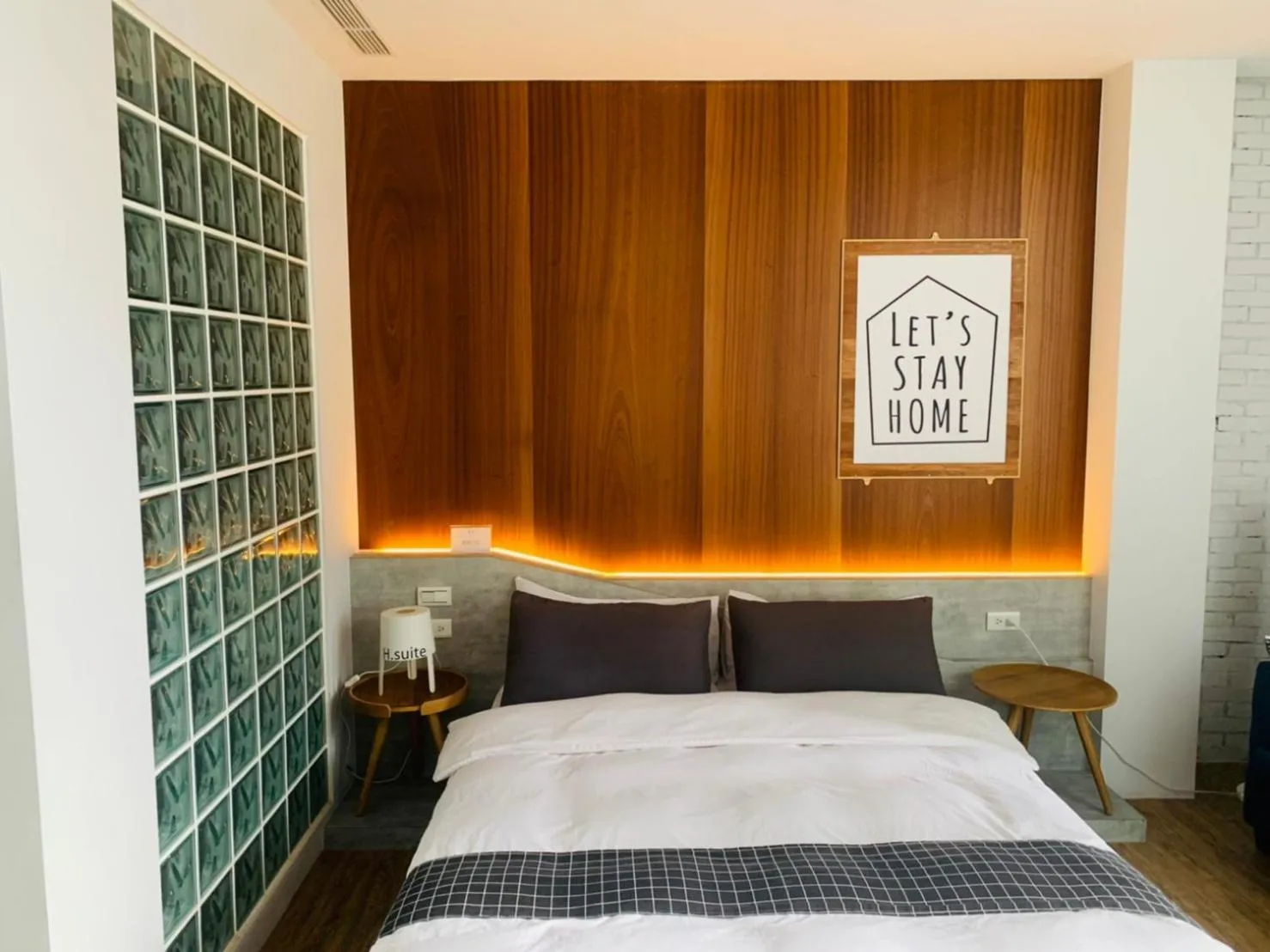 Bedroom, Bed in H suite Go