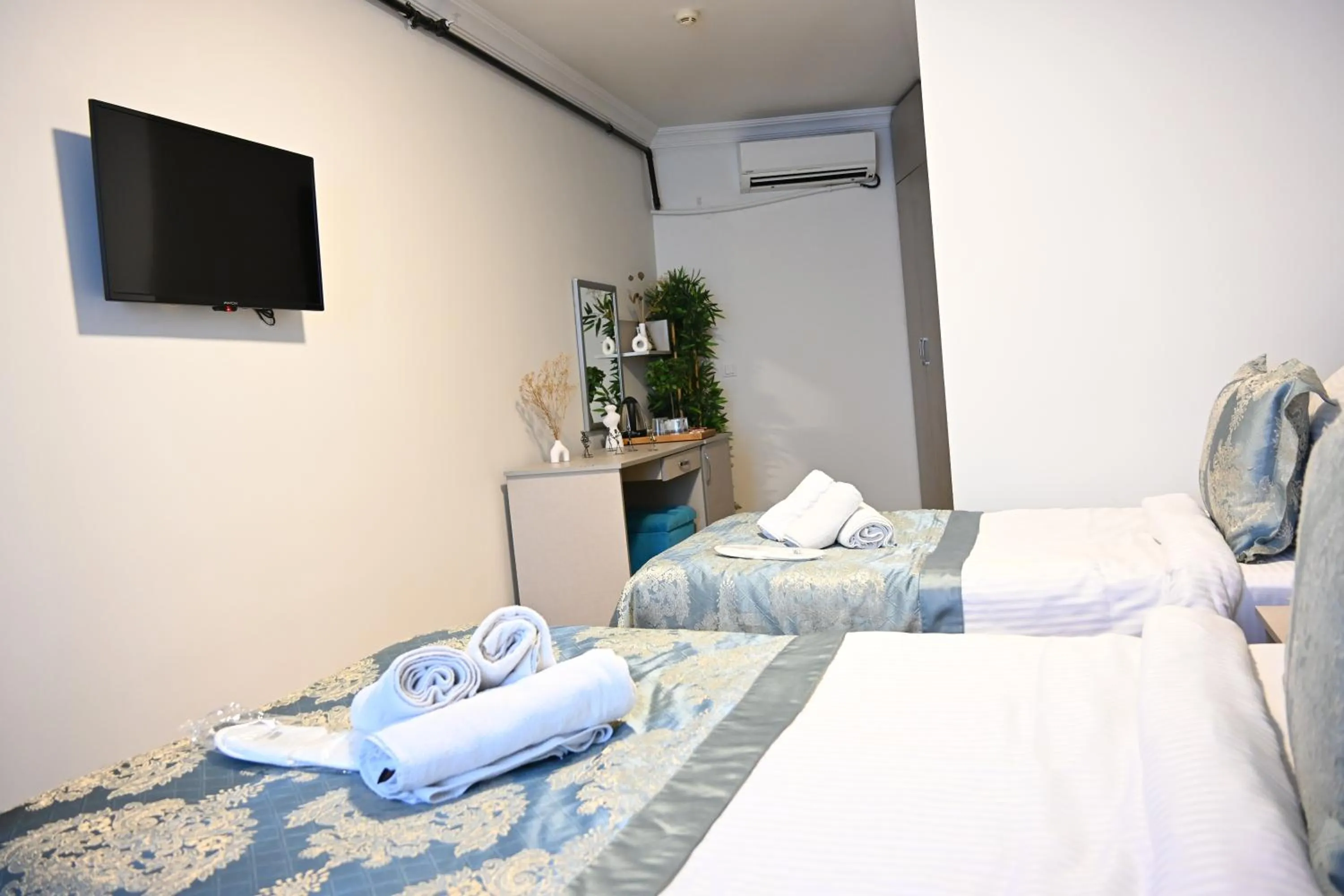 Bed in Elite Marmara Hotel Gungoren