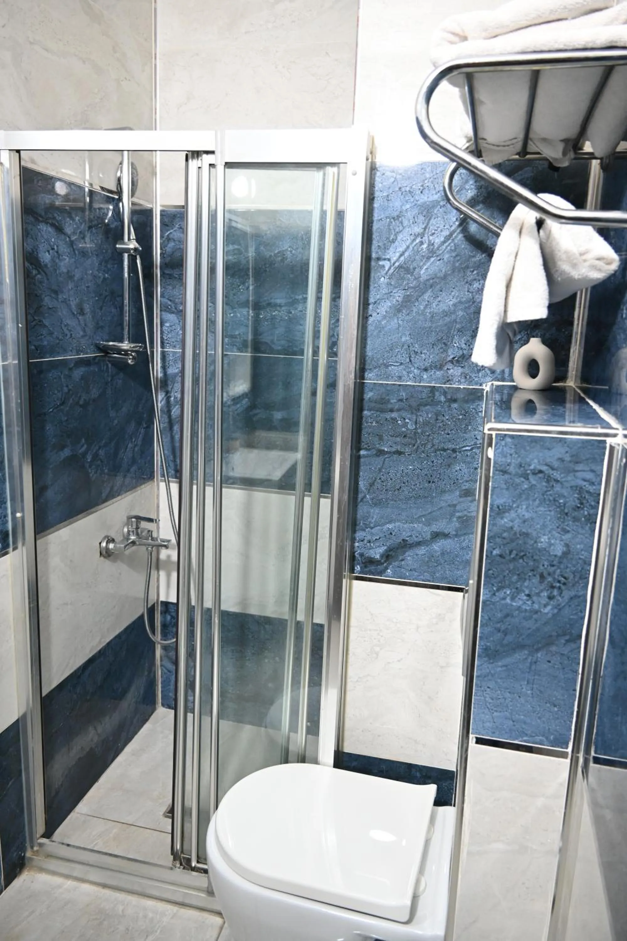 Shower in Elite Marmara Hotel Gungoren