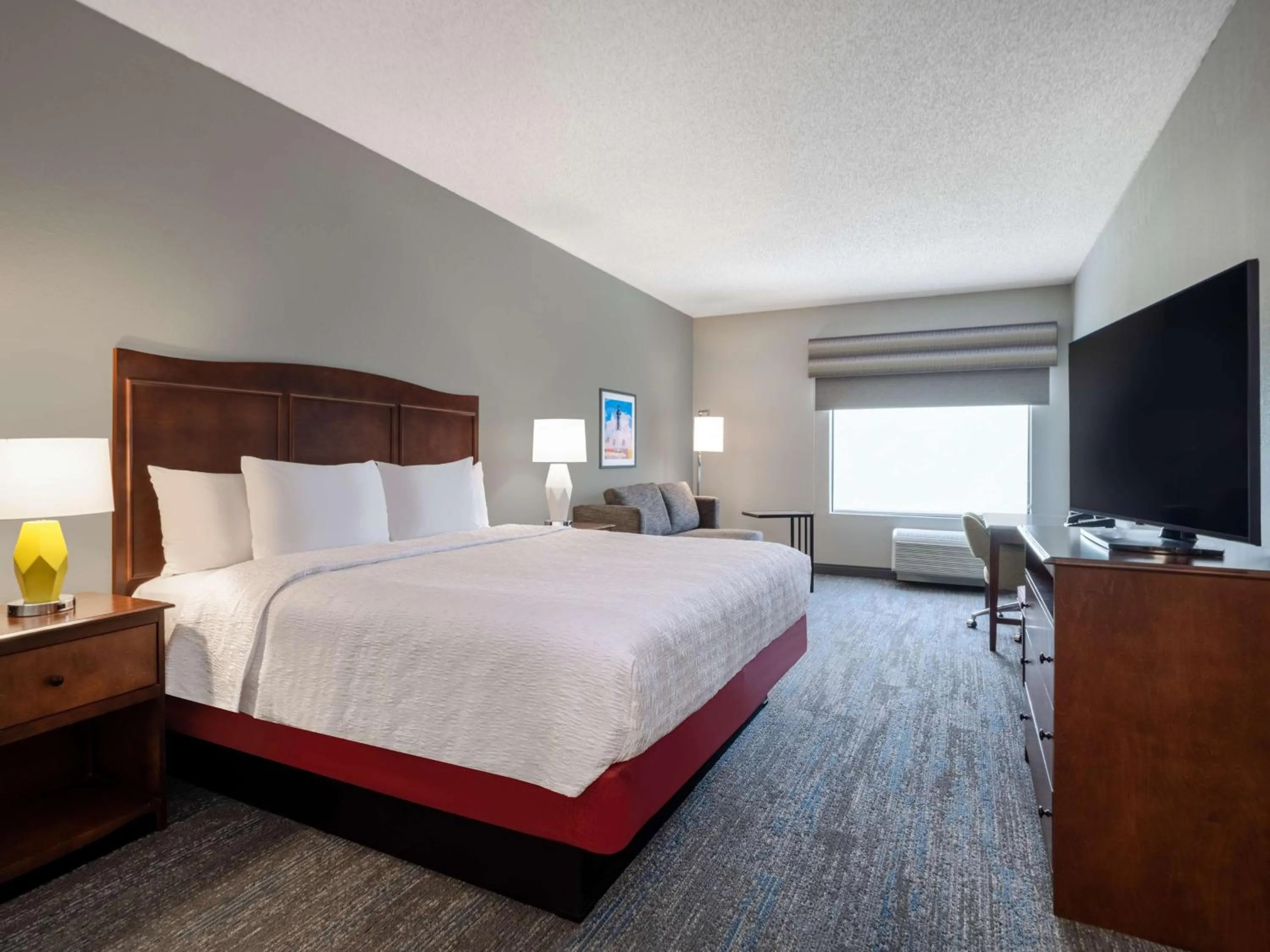 Bed in Hampton Inn Deerfield Beach