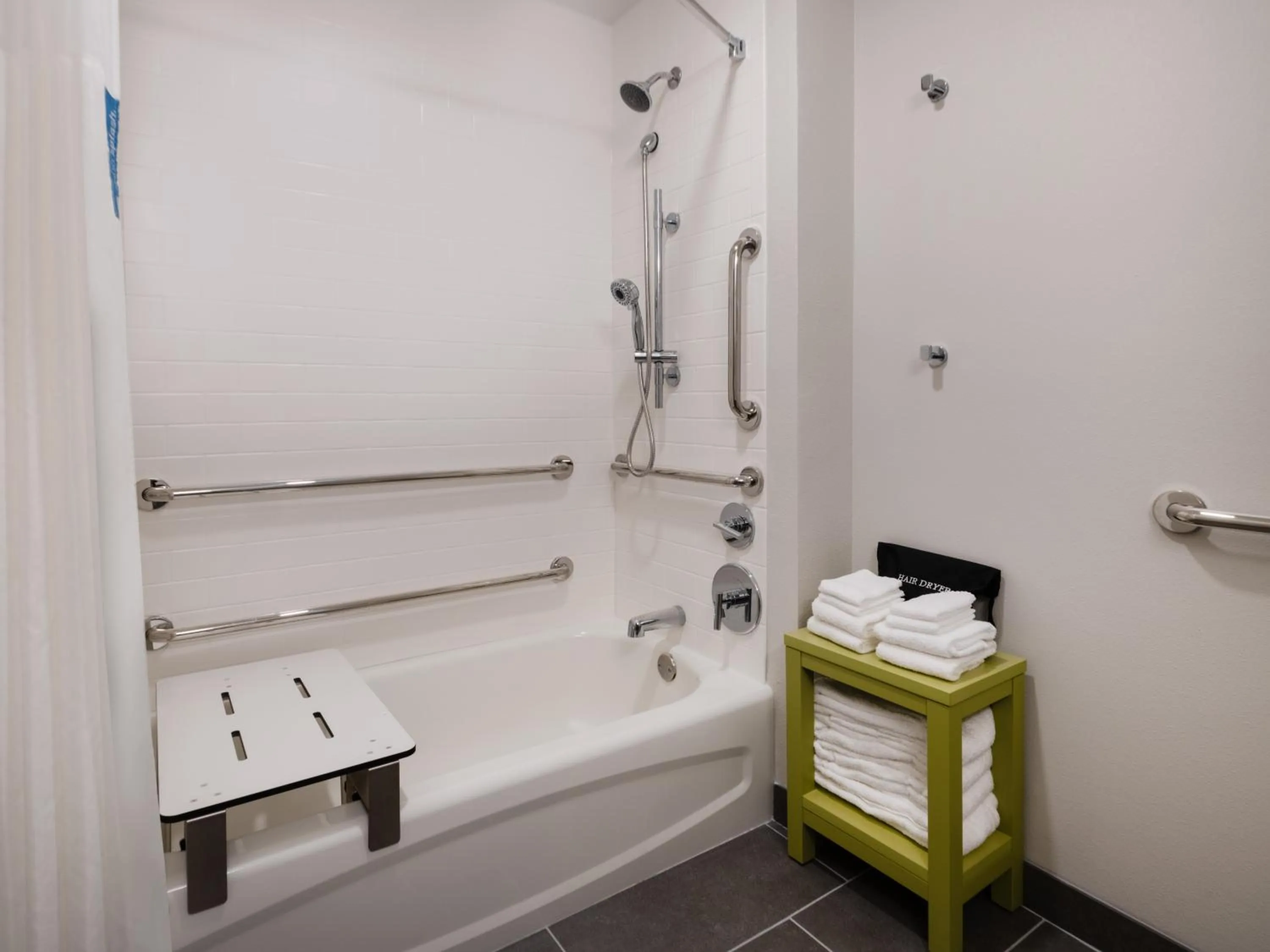 Bathroom in Hampton Inn Deerfield Beach