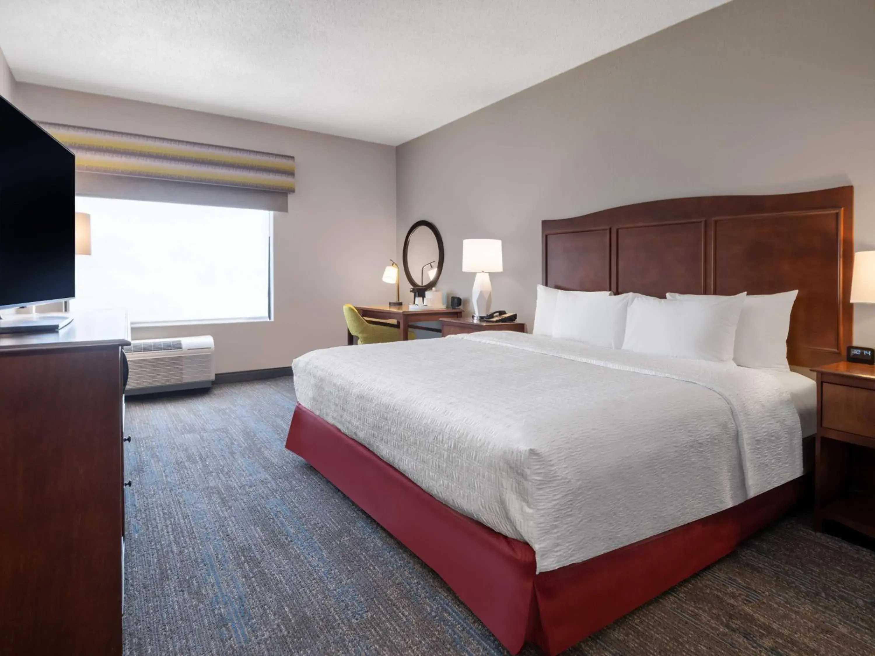 Bed in Hampton Inn Deerfield Beach Bed in Hampton Inn Deerfield Beach