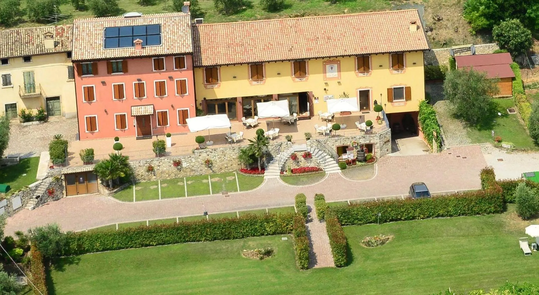 Bird's eye view in La Zerla