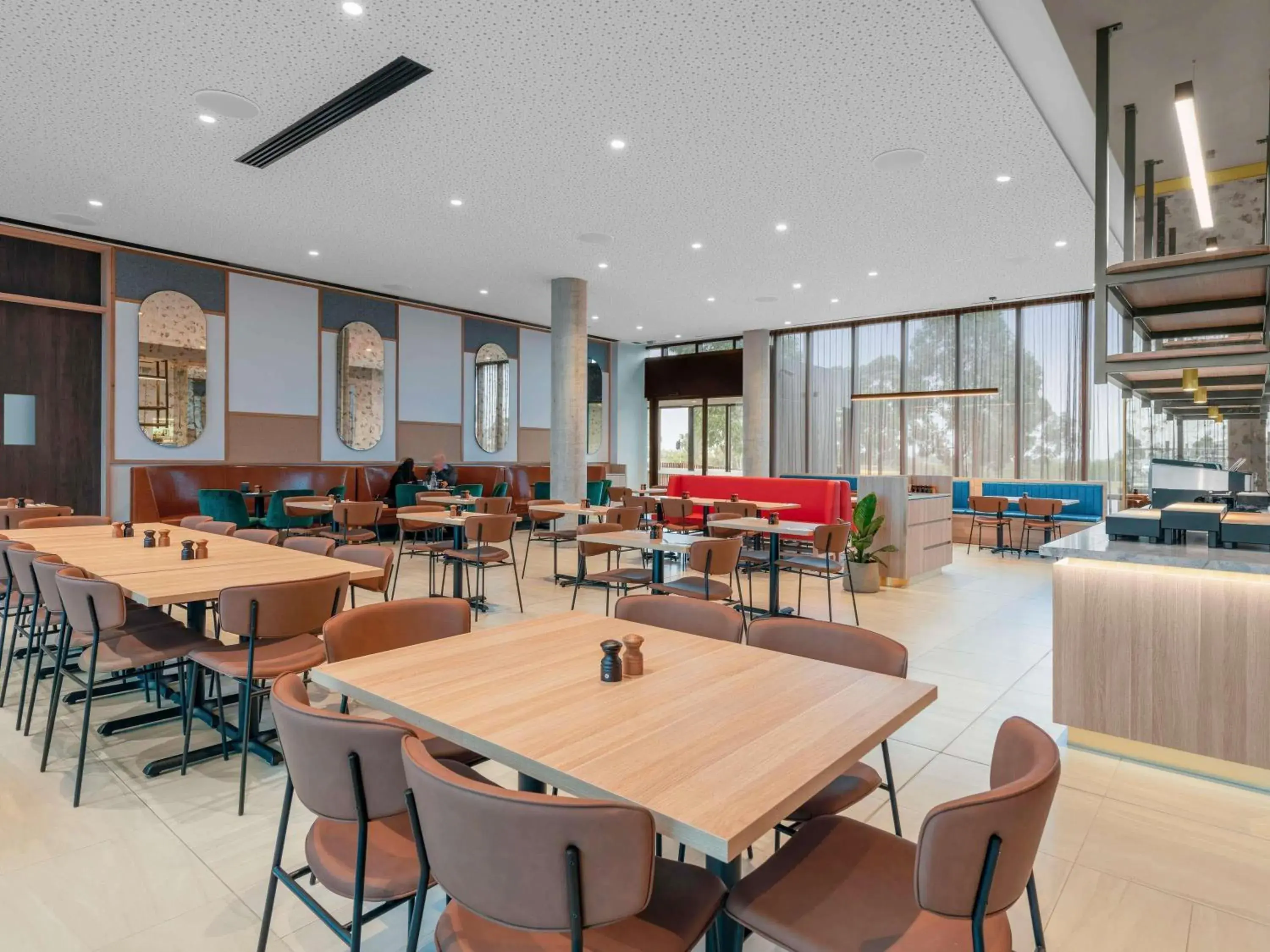 Restaurant/places to eat in Mantra Melbourne Epping Restaurant/places to eat in Mantra Melbourne Epping