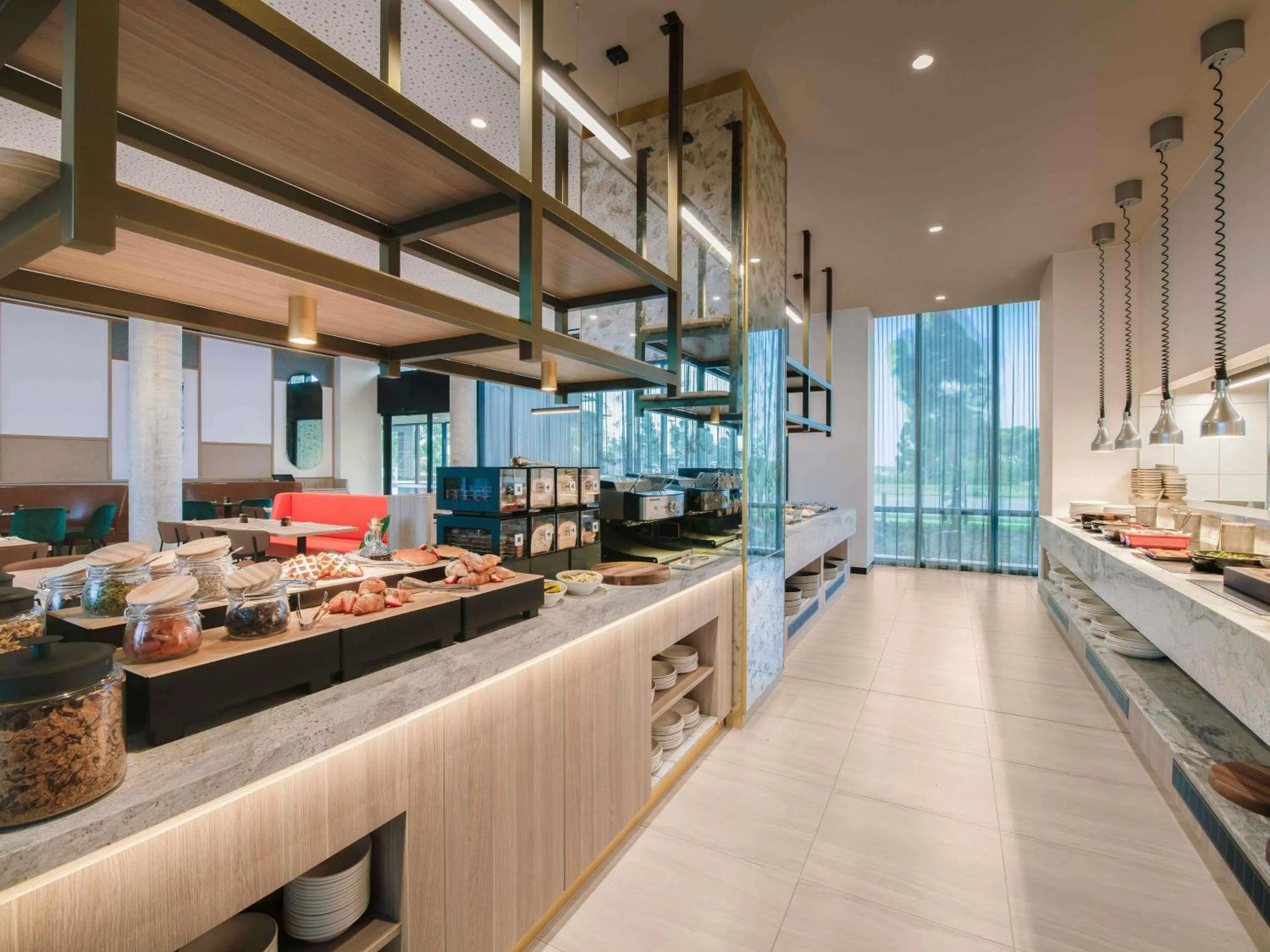 Restaurant/places to eat in Mantra Melbourne Epping