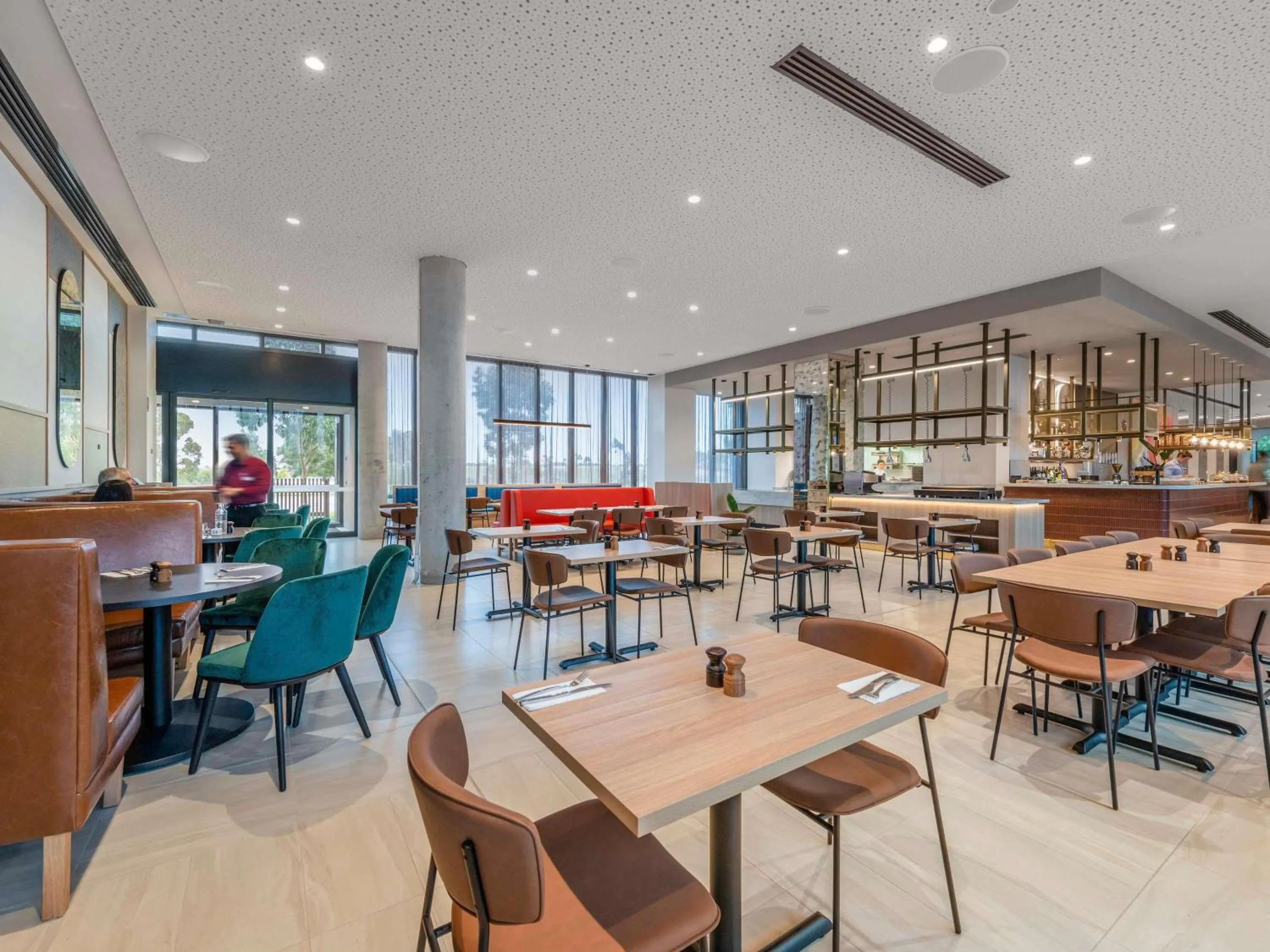 Restaurant/places to eat in Mantra Melbourne Epping