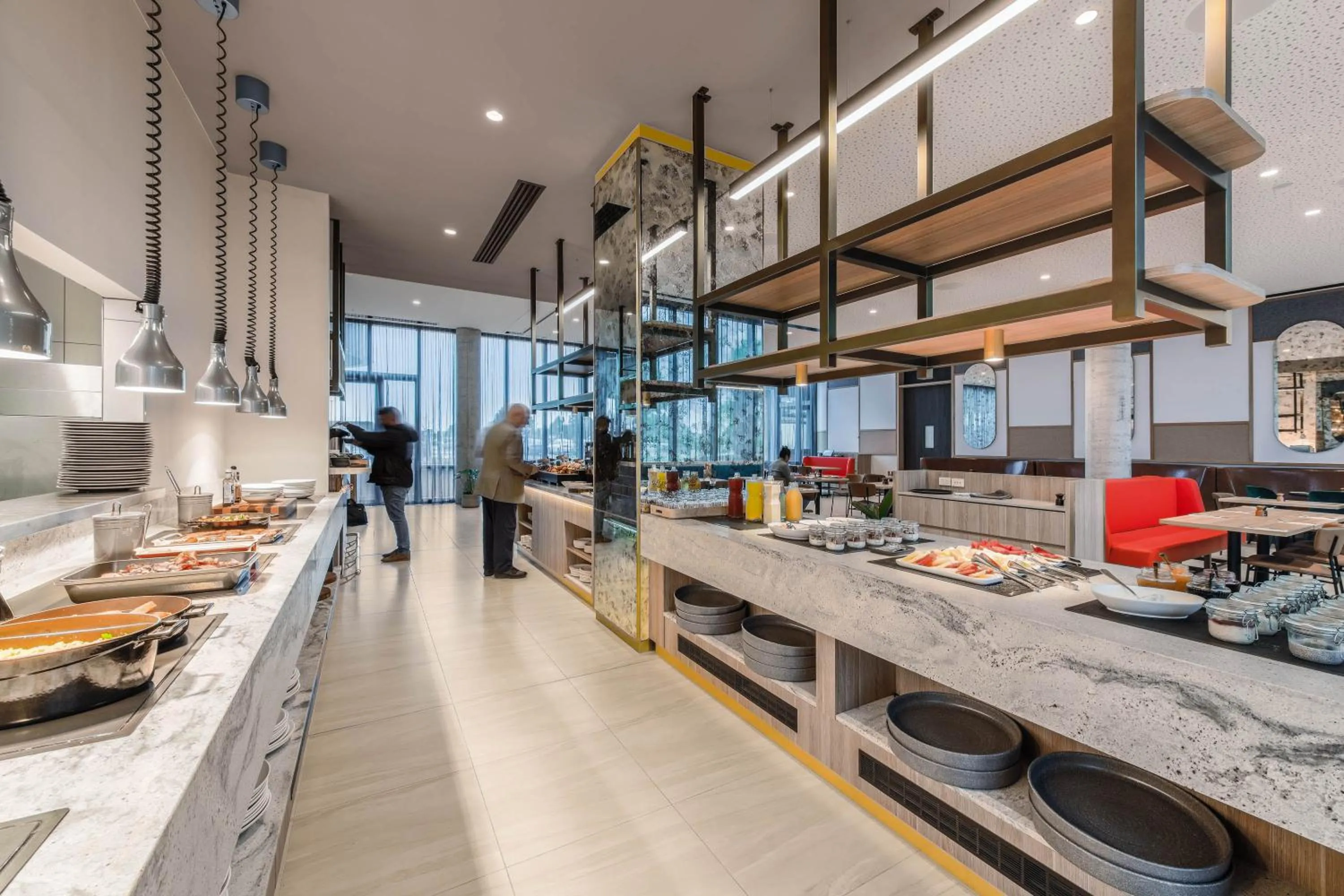 Restaurant/places to eat in Mantra Melbourne Epping