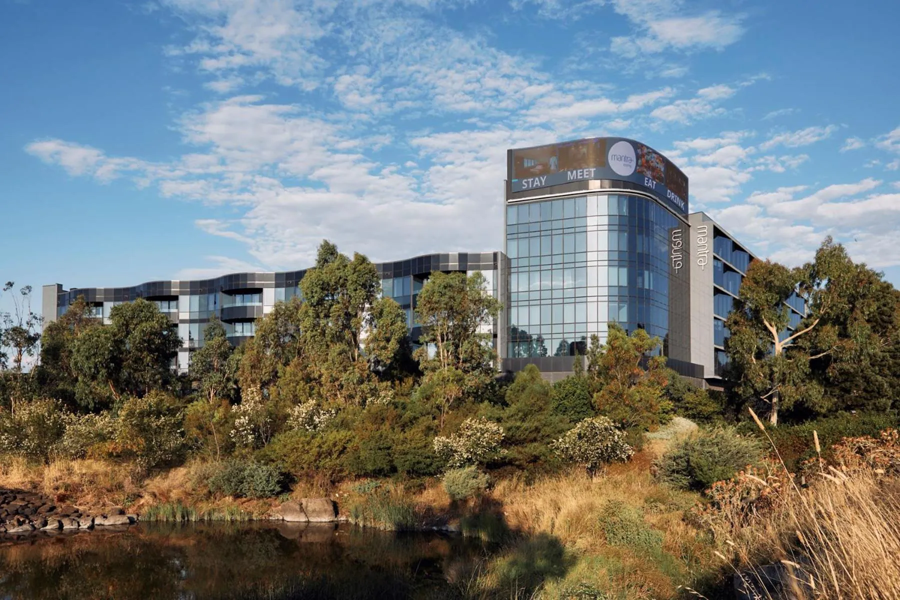 Property building in Mantra Melbourne Epping