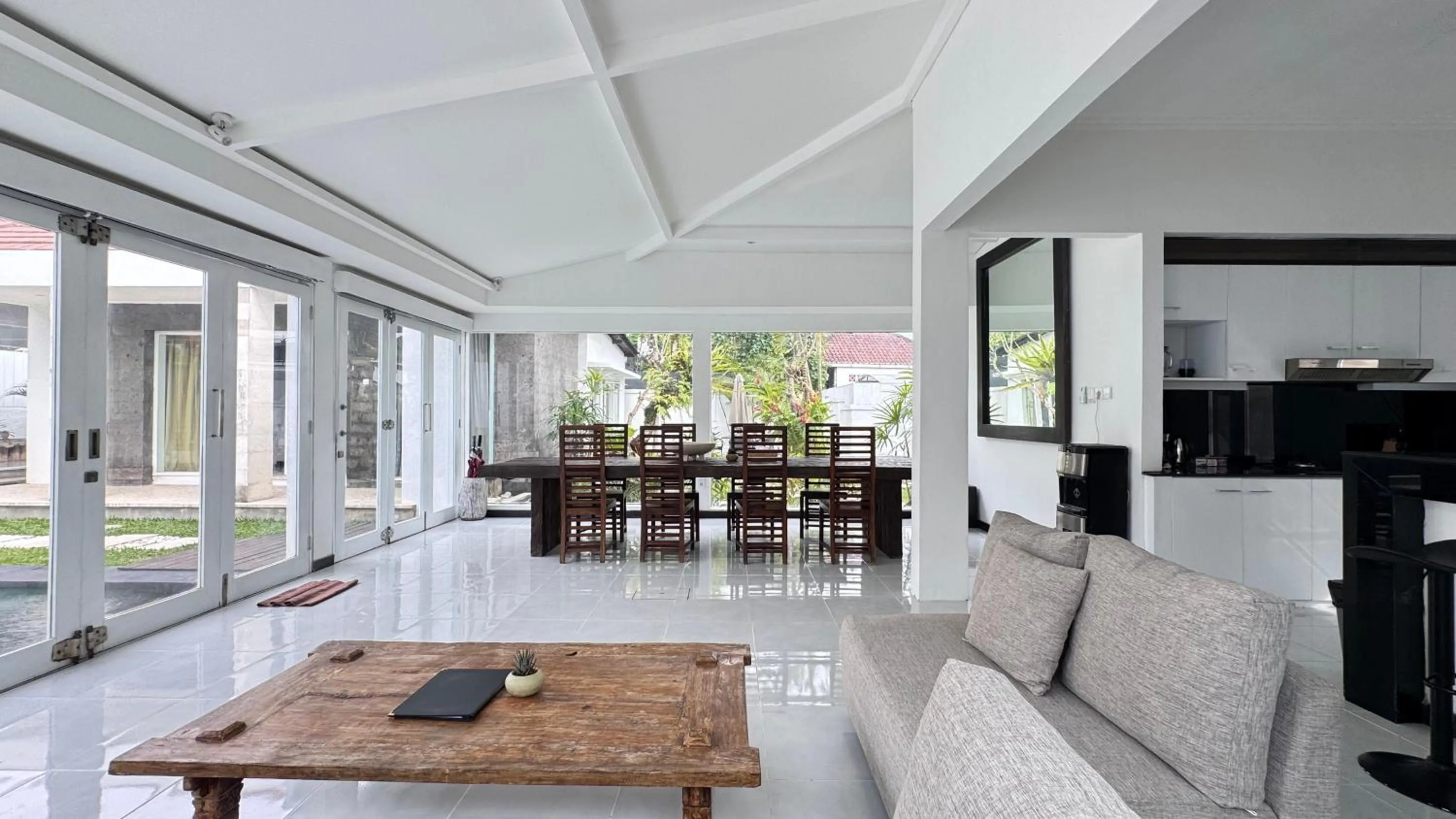 Living room in Casa Priya Canggu