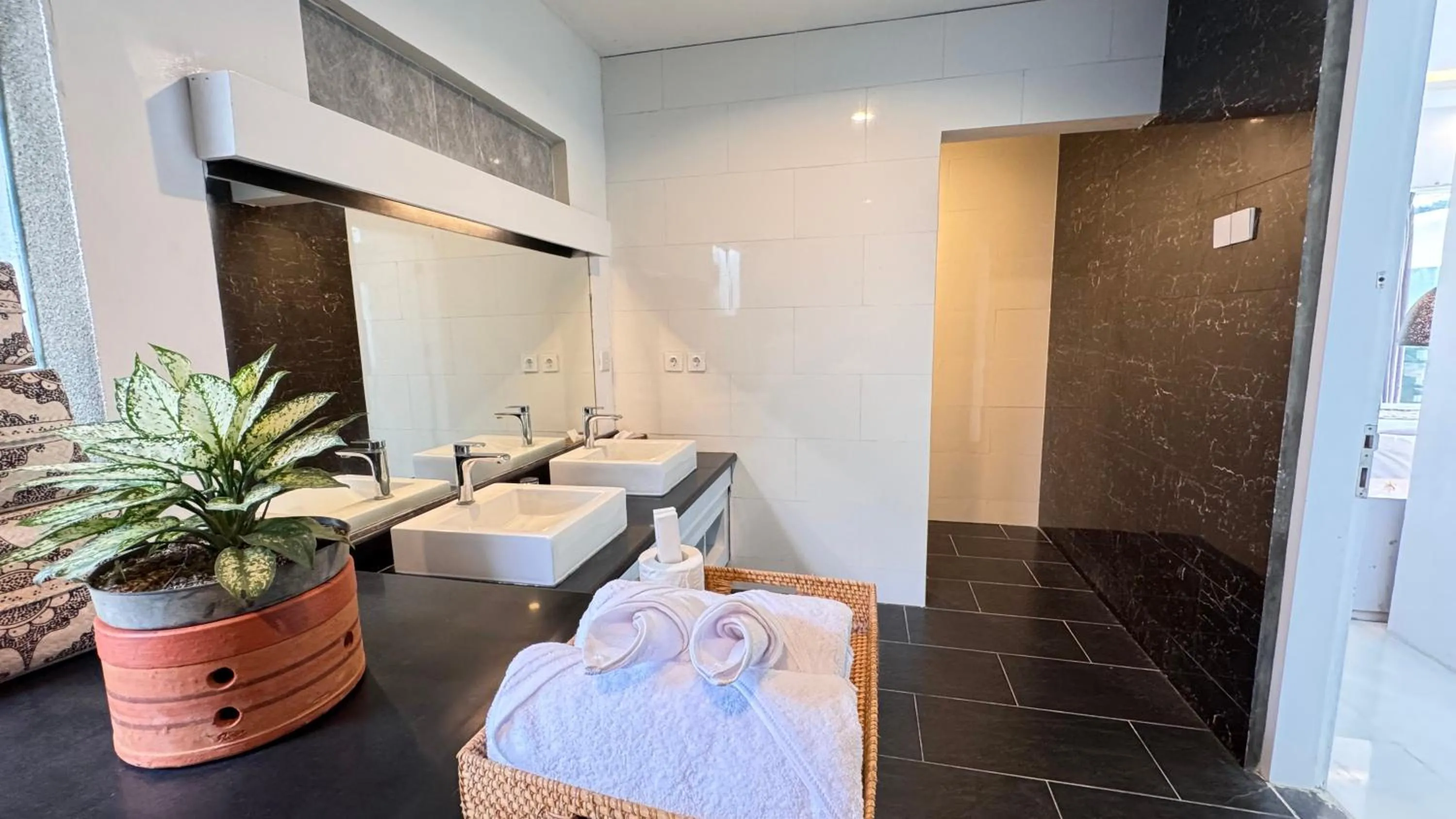 Bathroom in Casa Priya Canggu