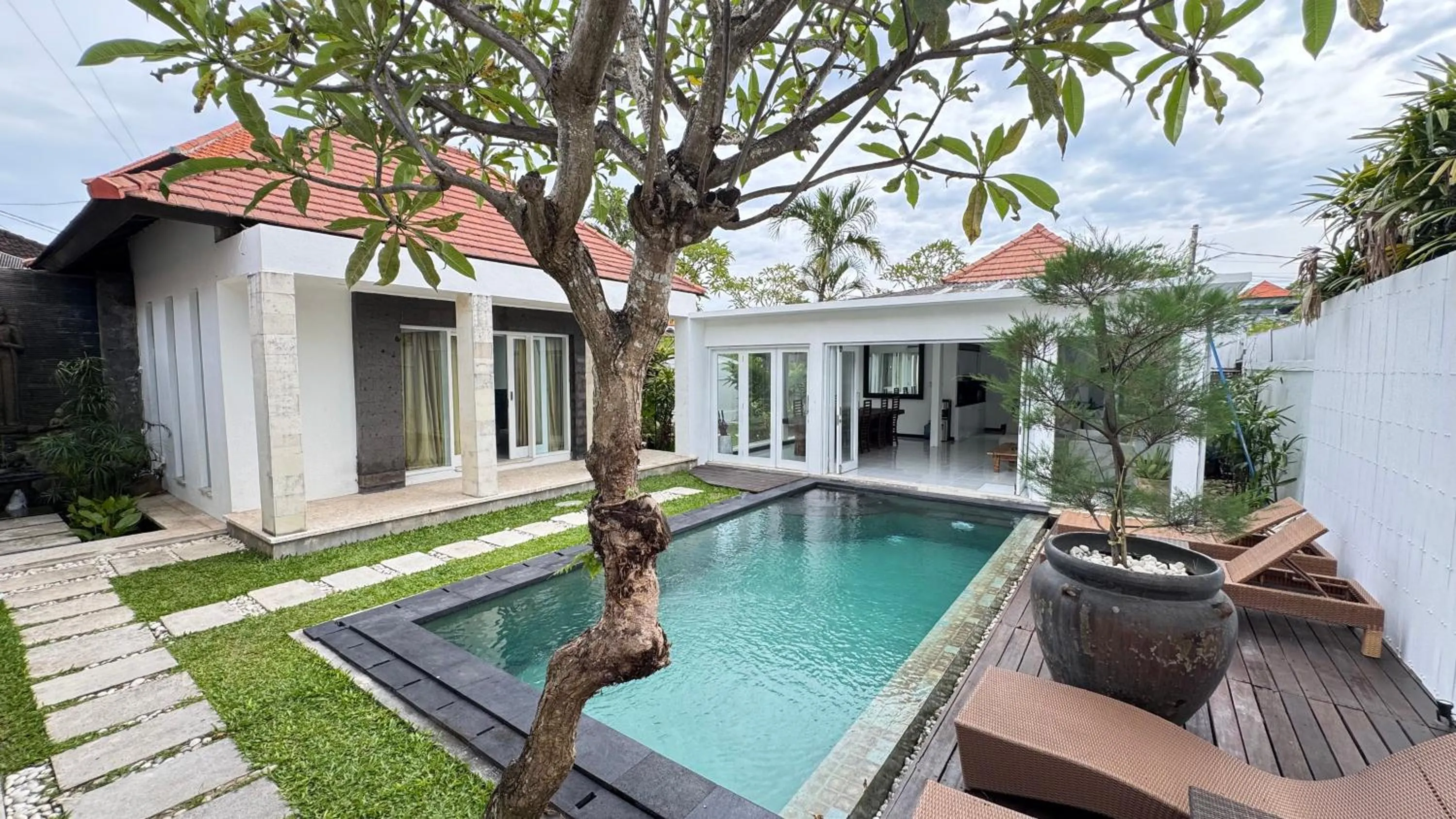 Property building in Casa Priya Canggu