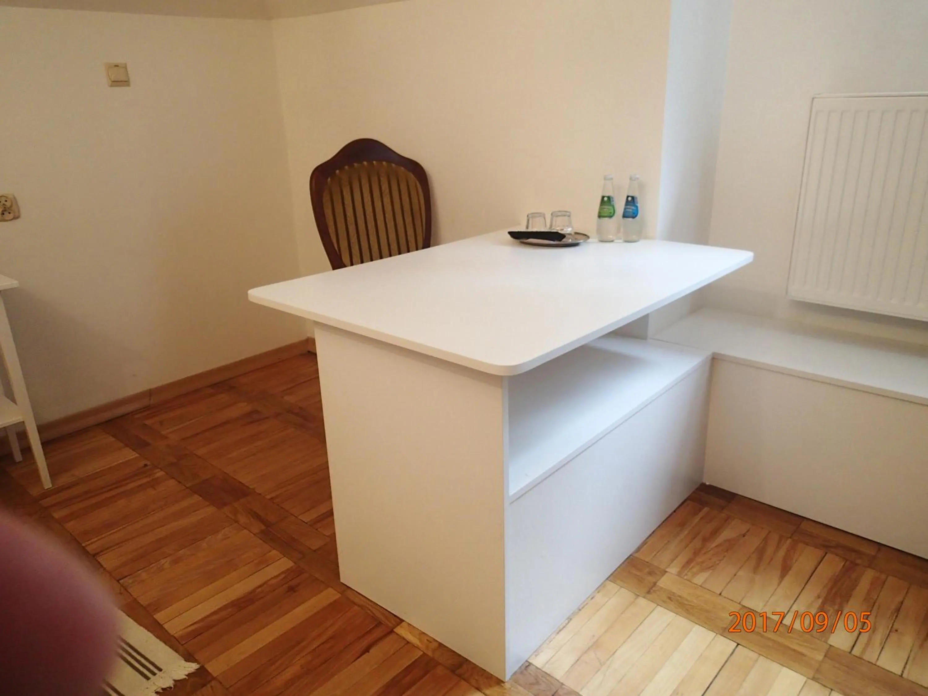 Photo of the whole room in Hotel Artis