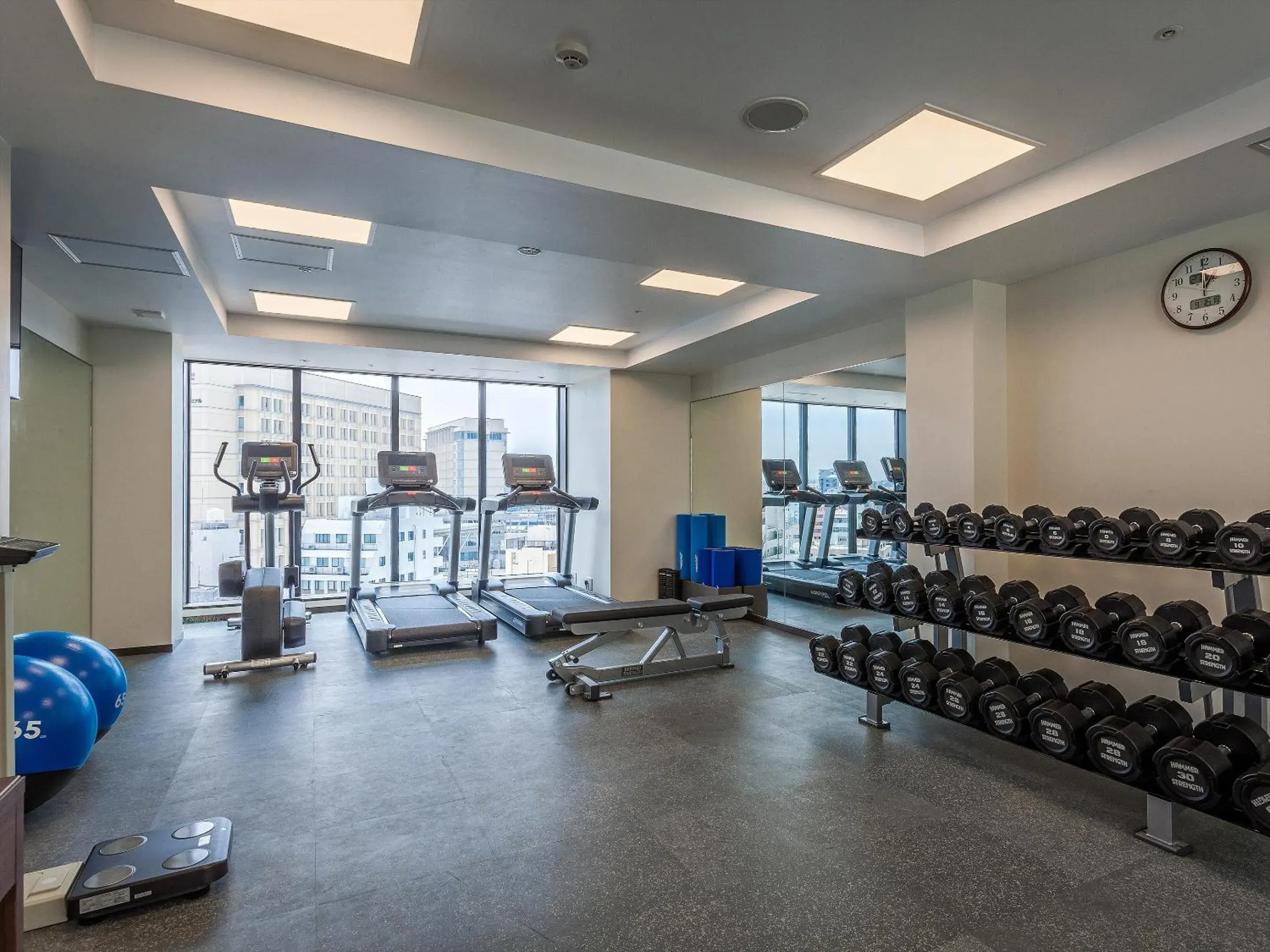 Fitness centre/facilities in Okinawa EXES Naha Fitness centre/facilities in Okinawa EXES Naha