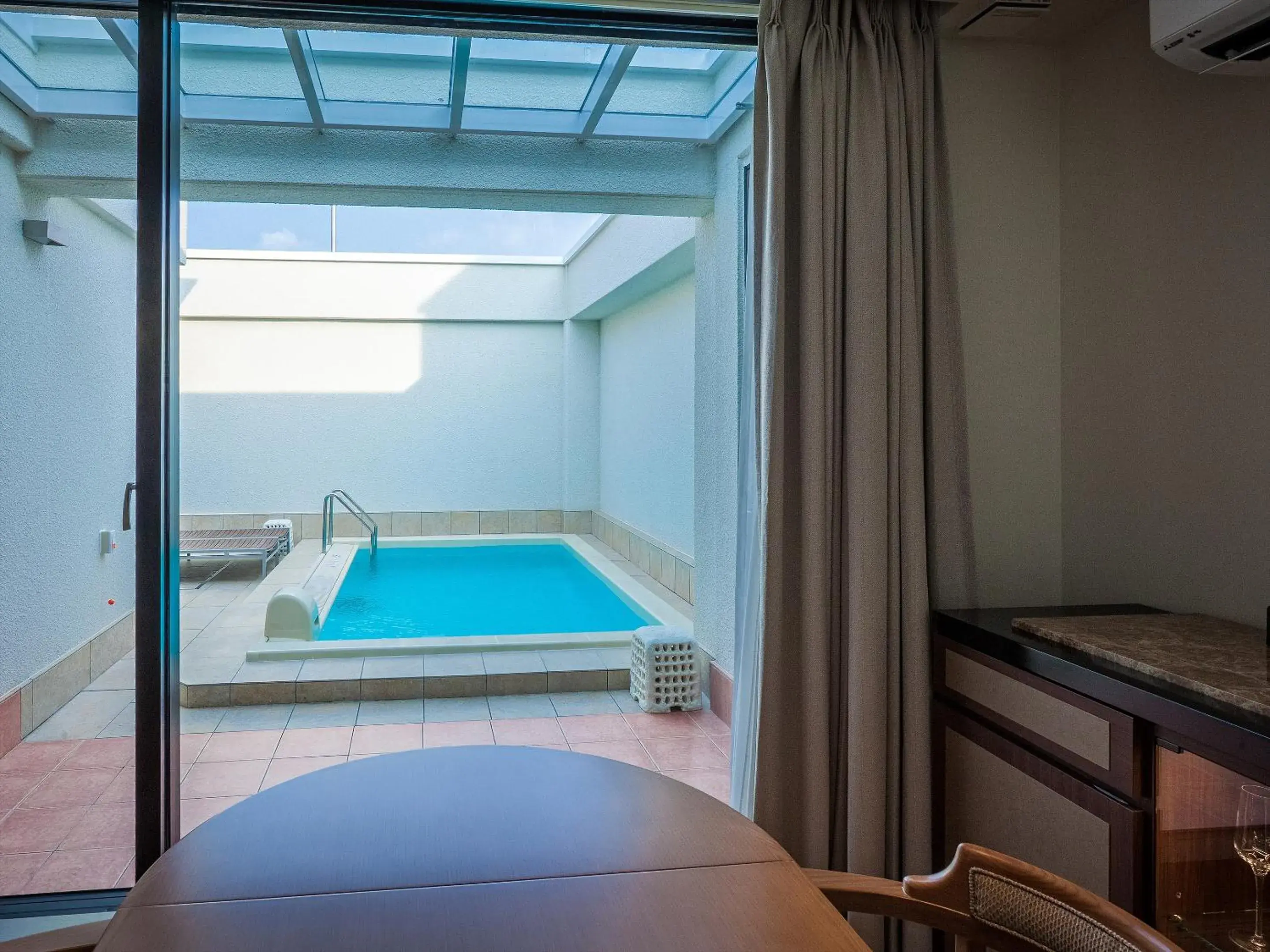 Okinawa EXES Naha Okinawa EXES Naha