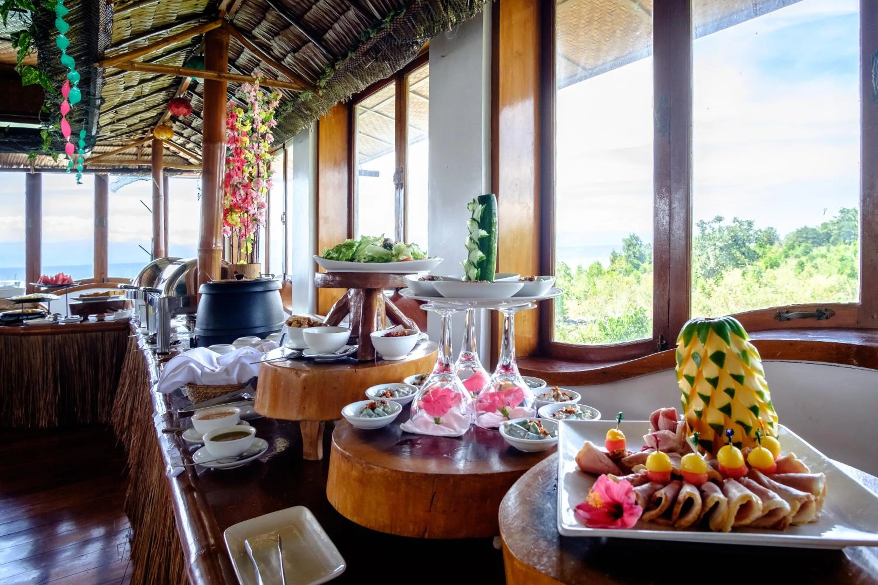 Food and drinks in Kasai Village Dive Resort