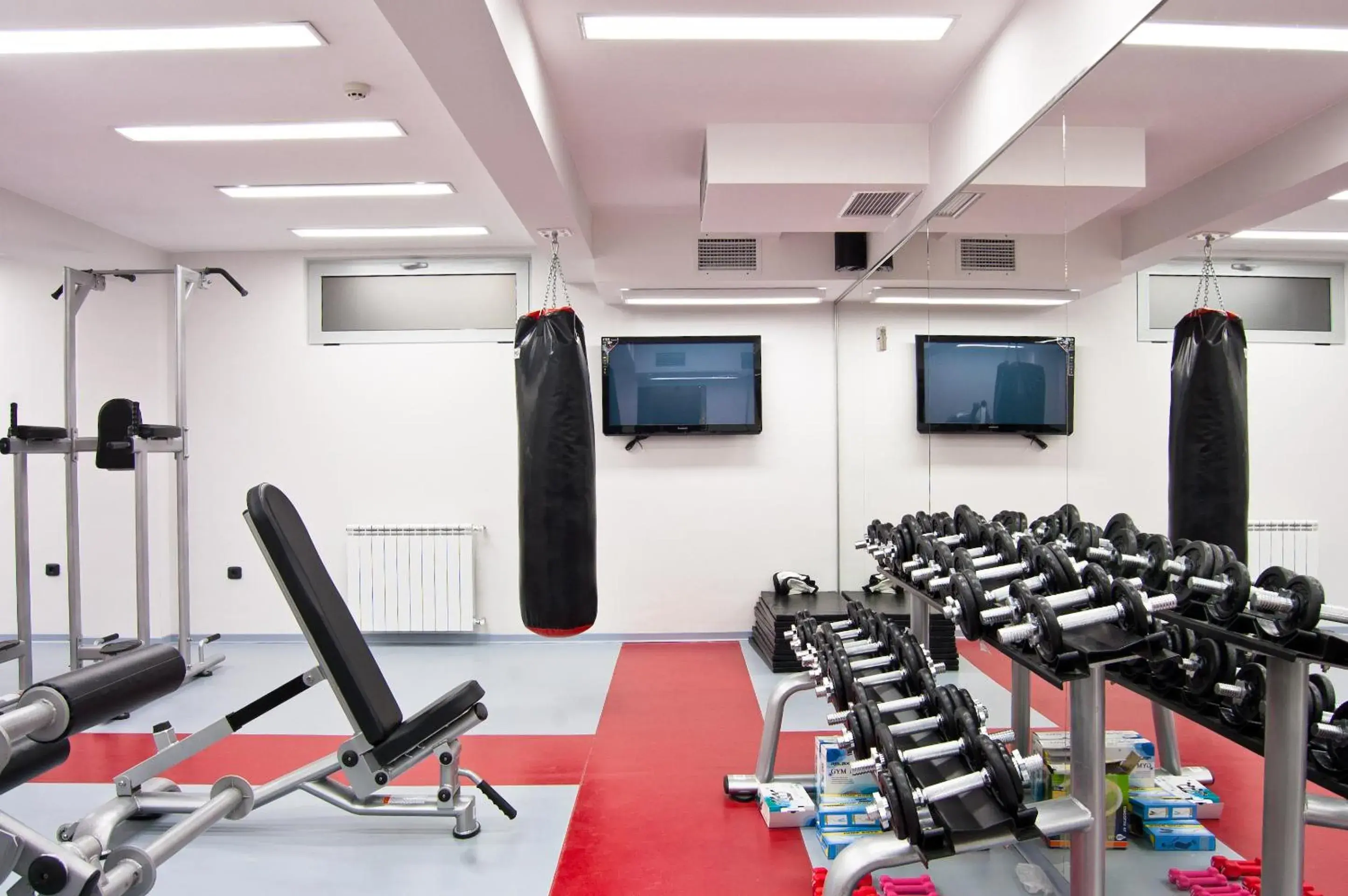 Fitness centre/facilities in Hill Hotel Wellness & Spa Fitness centre/facilities in Hill Hotel Wellness & Spa