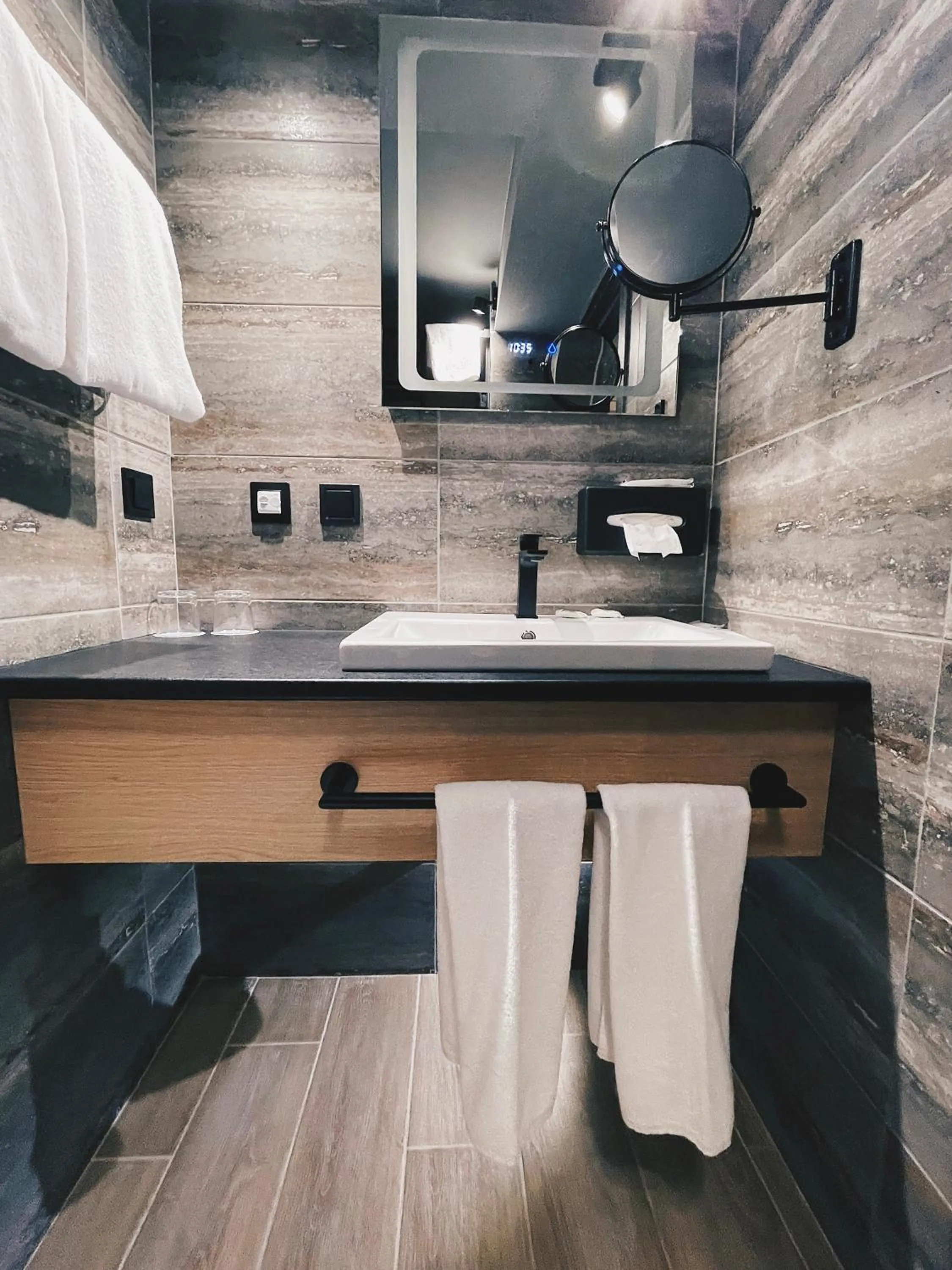 Bathroom in IQ Hotel