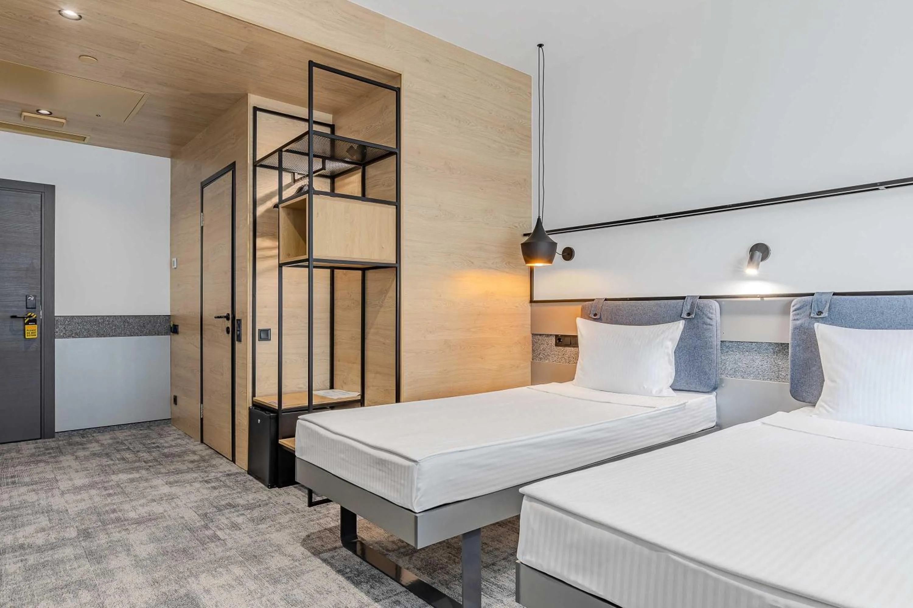 Bedroom, Bed in IQ Hotel