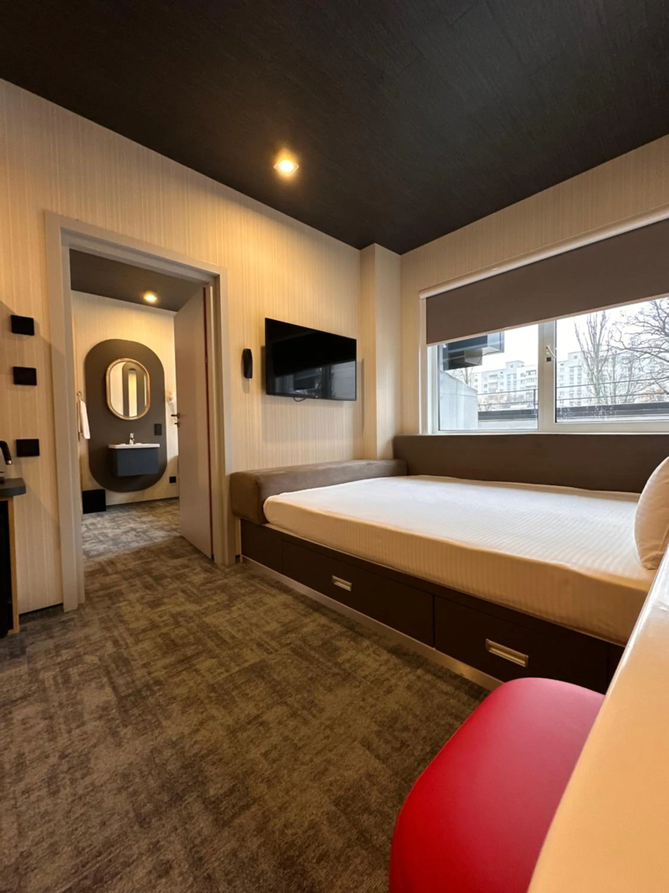 Bedroom, Bed in IQ Hotel