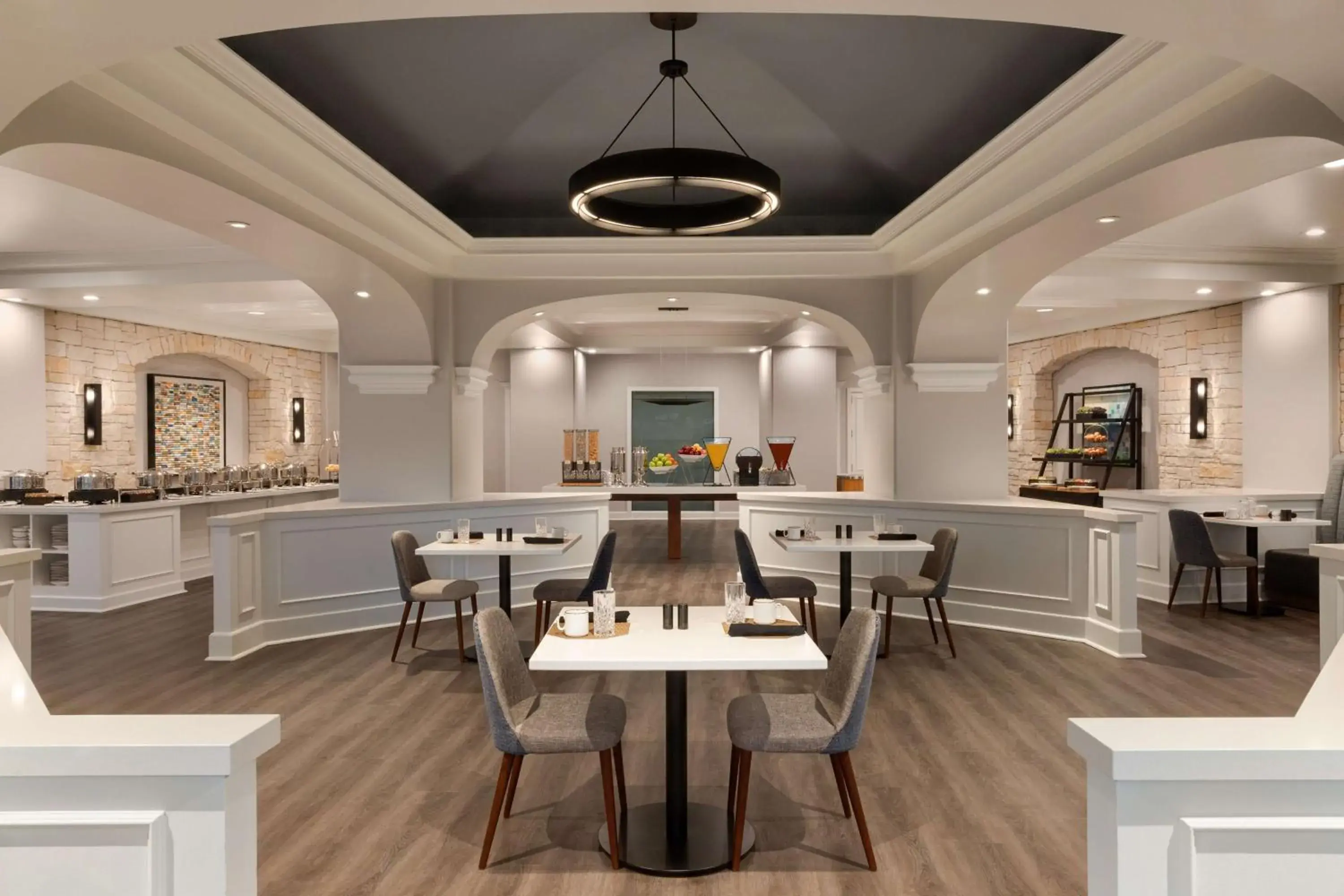 Restaurant/places to eat in Hilton Dallas Lincoln Centre by the Galleria Restaurant/places to eat in Hilton Dallas Lincoln Centre by the Galleria