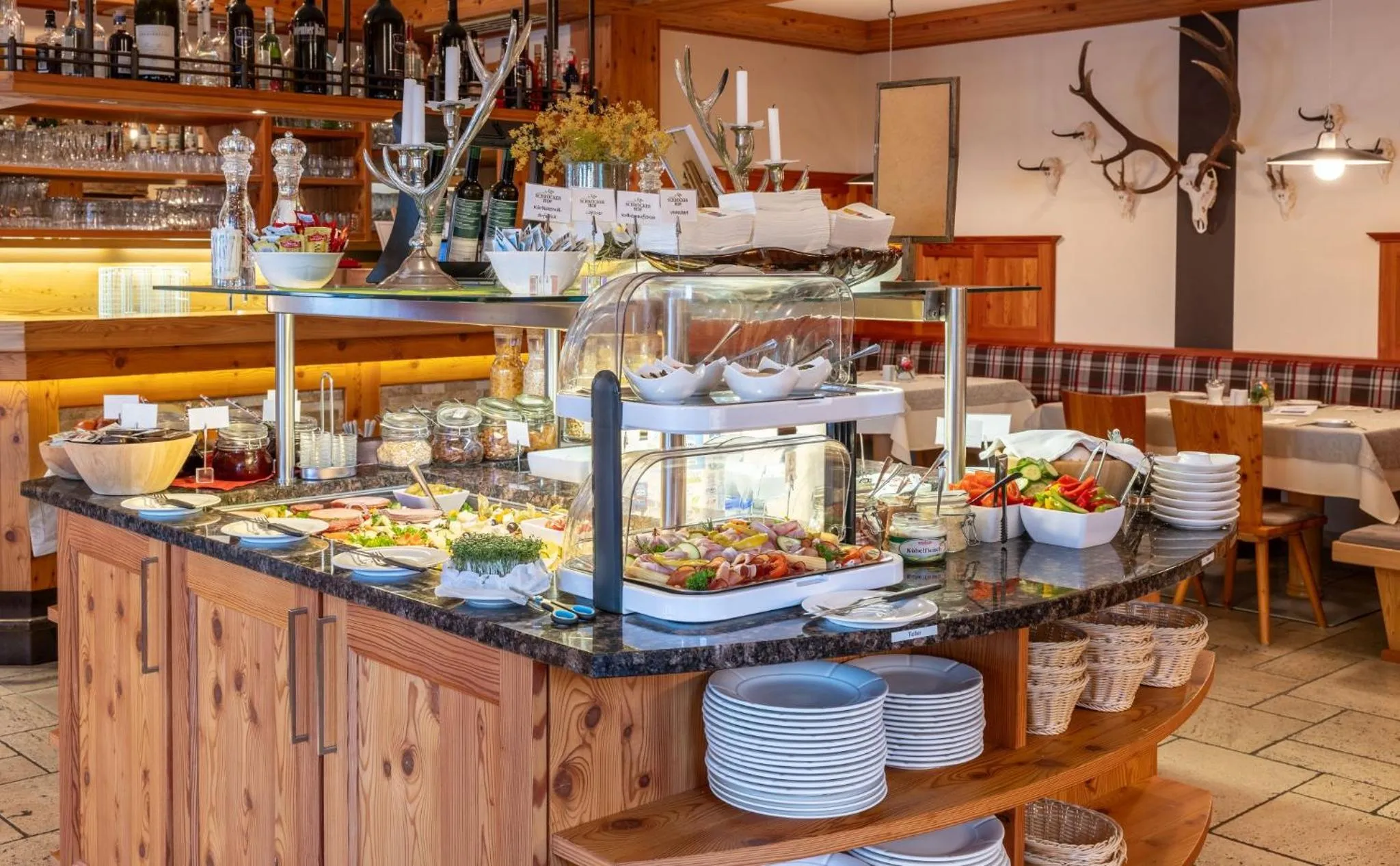 Breakfast in Hotel Schröckerhof