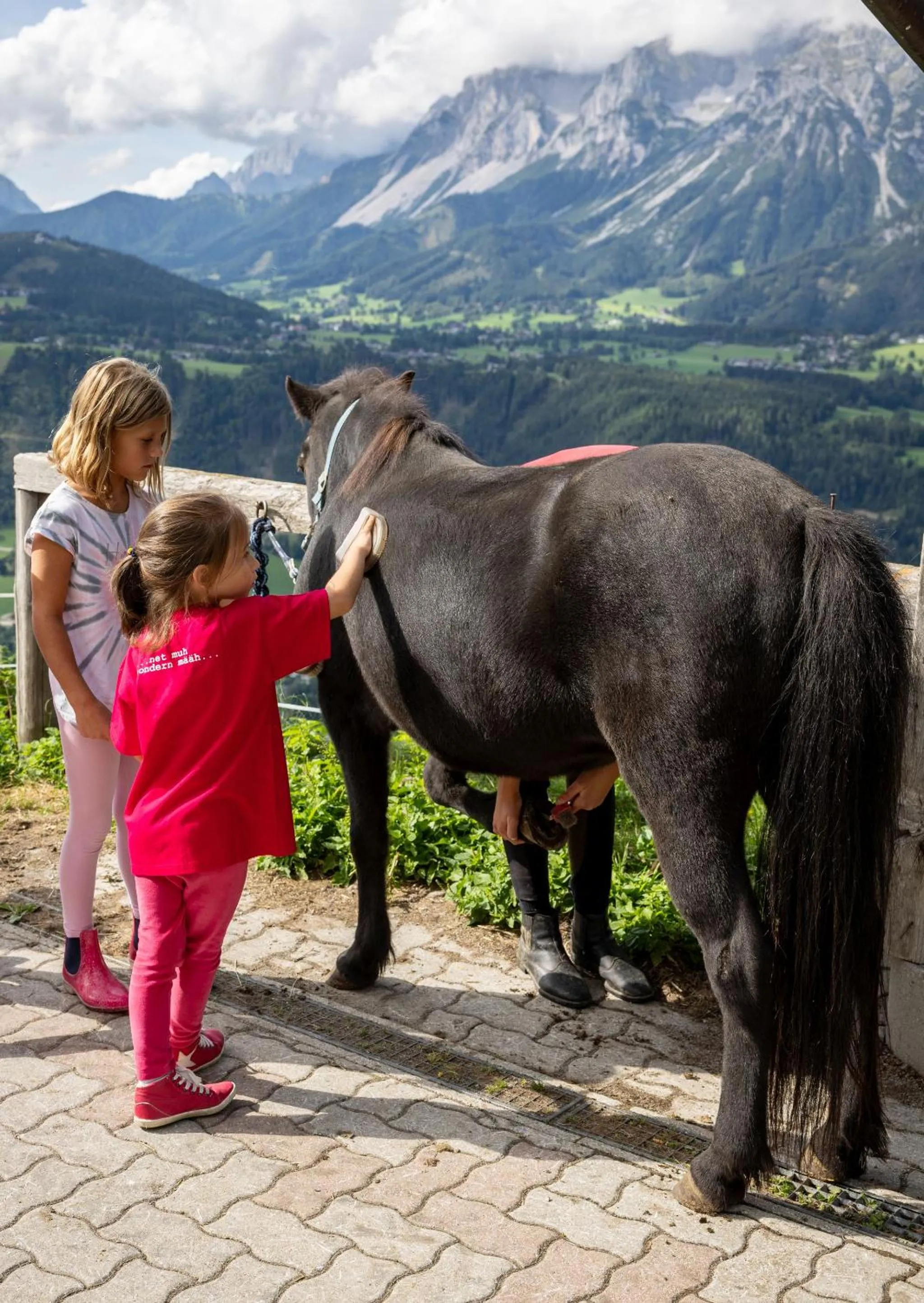 children in Hotel Schröckerhof