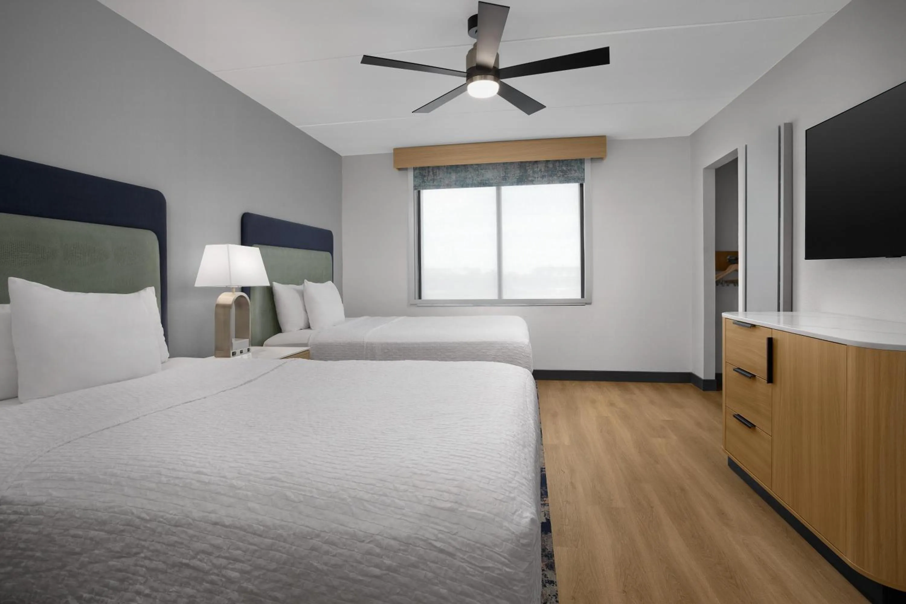 Bed in Homewood Suites by Hilton Ft. Worth-North at Fossil Creek