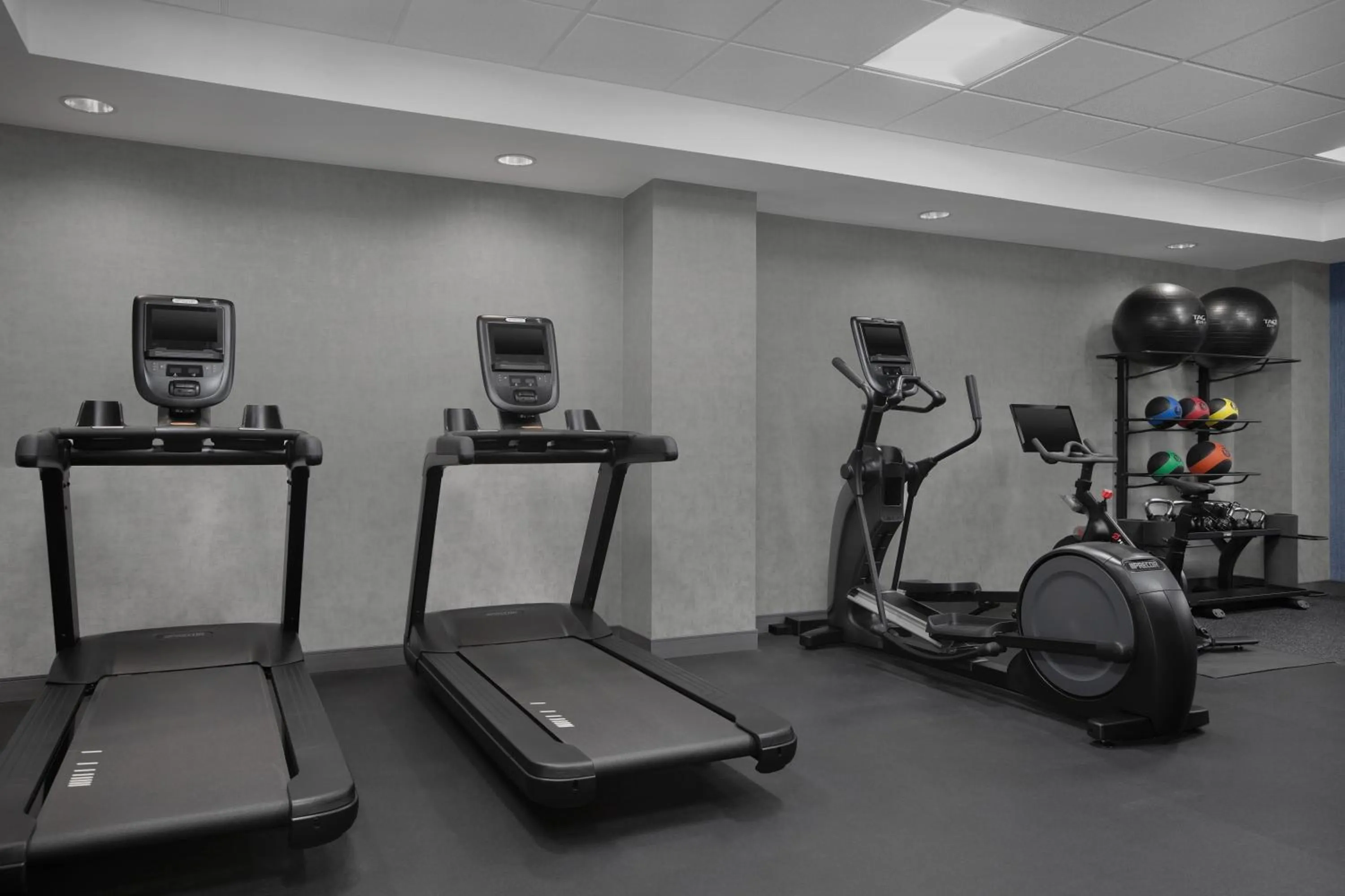 Fitness centre/facilities in Homewood Suites by Hilton Ft. Worth-North at Fossil Creek
