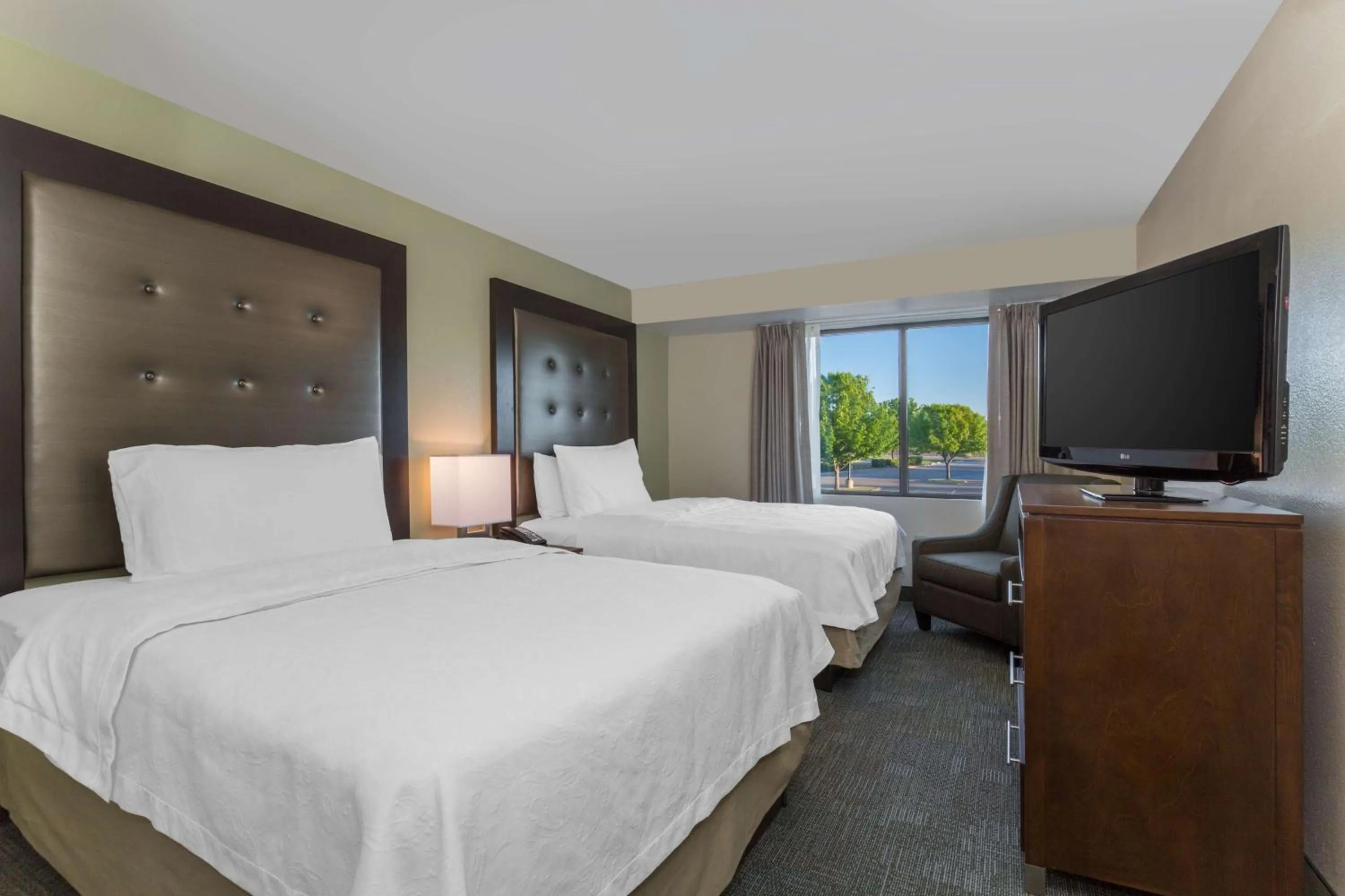Bed in Homewood Suites by Hilton Ft. Worth-North at Fossil Creek