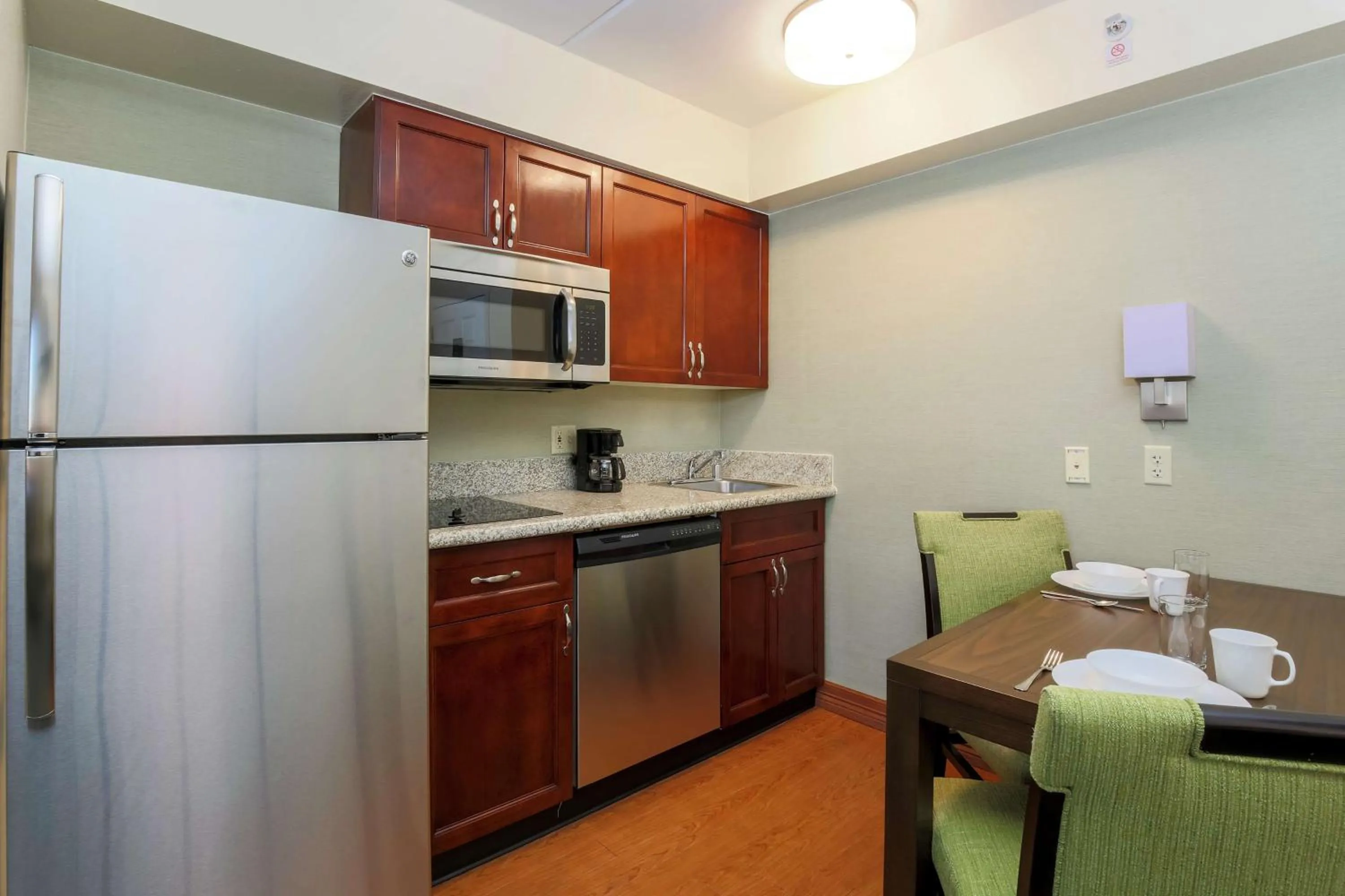 Kitchen or kitchenette in Homewood Suites by Hilton Ft. Worth-North at Fossil Creek