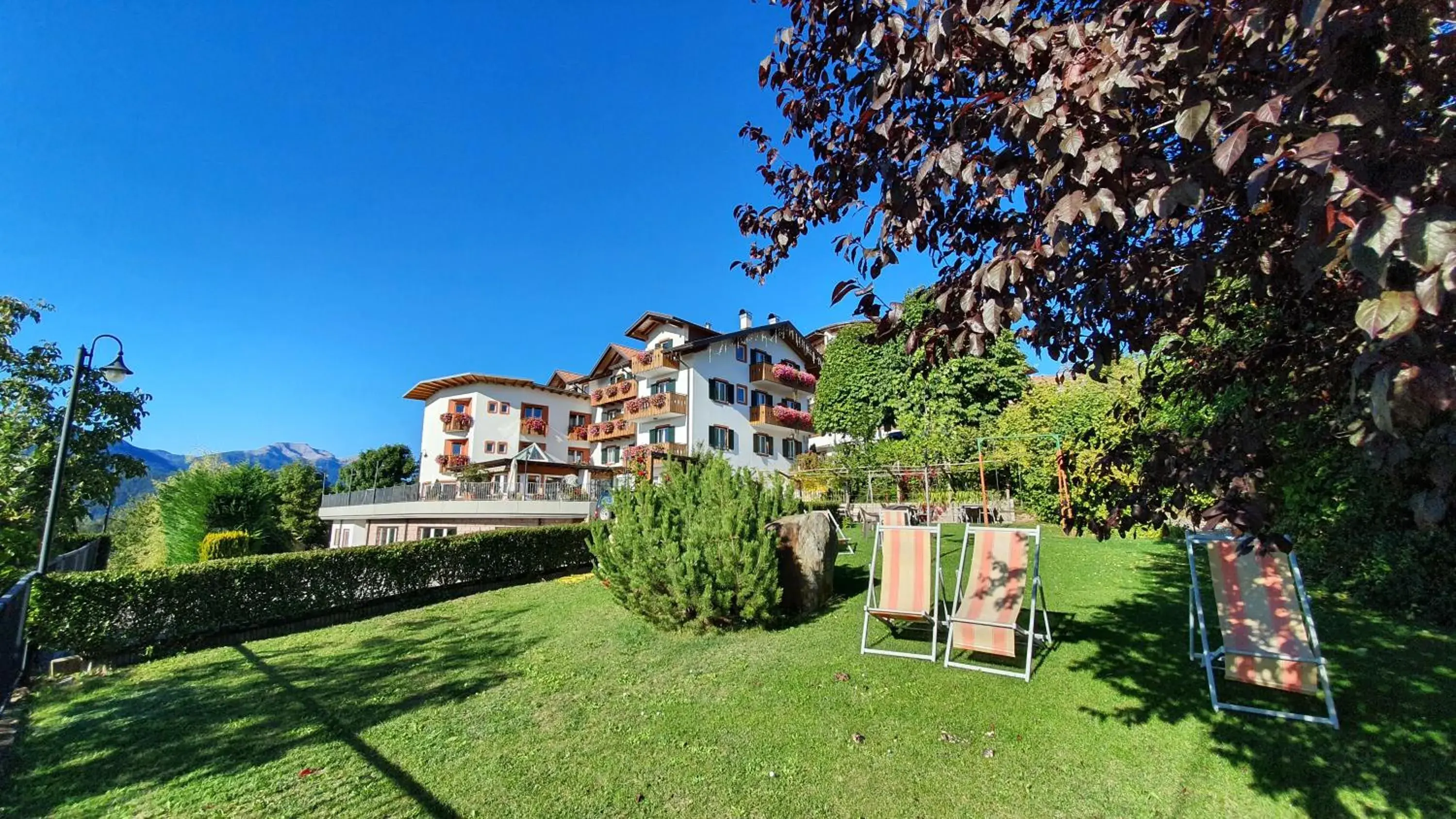 La Montanina Hotel in Val di Non La Montanina Hotel in Val di Non
