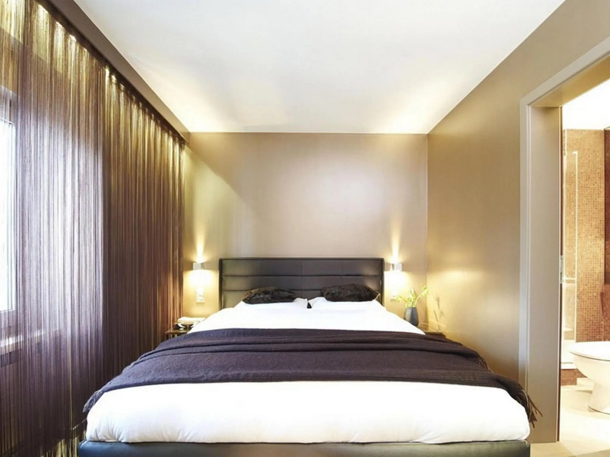 Bedroom, Bed in VISIONAPARTMENTS Cramerstrasse 2-6 - contactless check-in