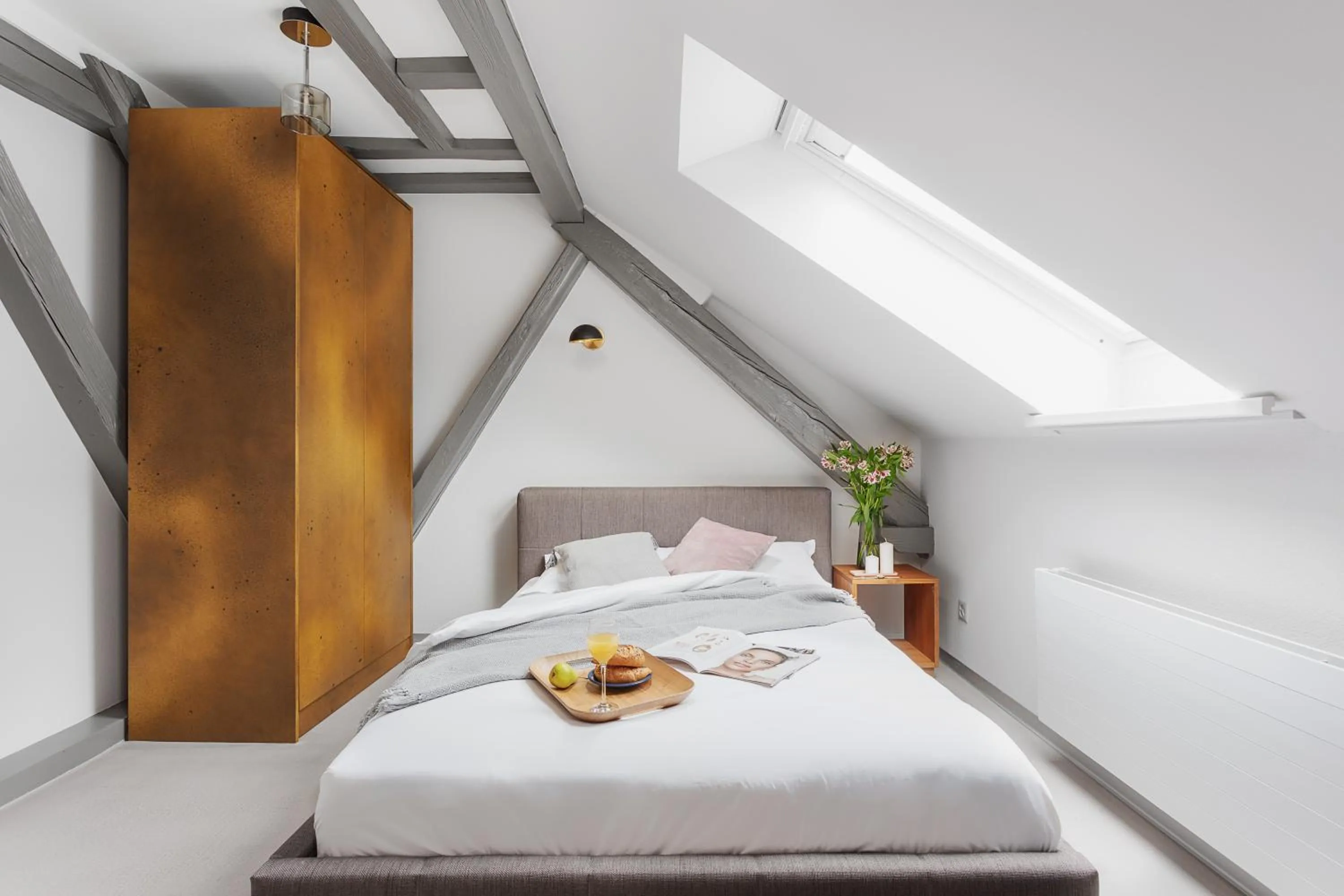 Bedroom, Bed in VISIONAPARTMENTS Cramerstrasse 2-6 - contactless check-in