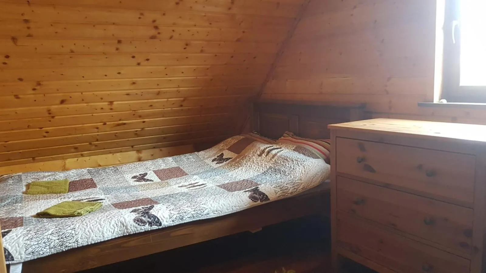 Bedroom, Bed in Chata Starych Znajomych