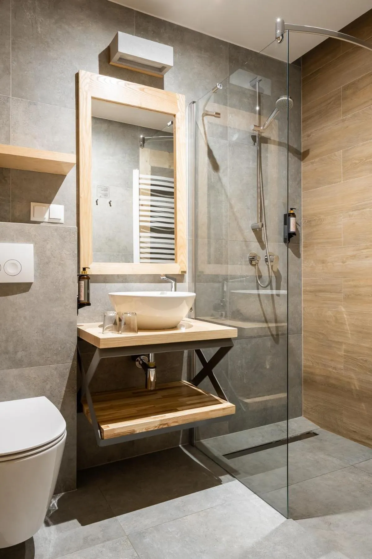 Shower in Willa Malinowa