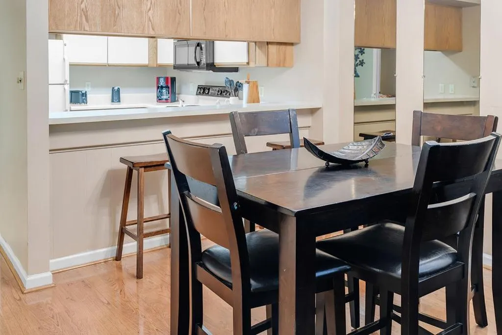 Dining area in Park Place Condos