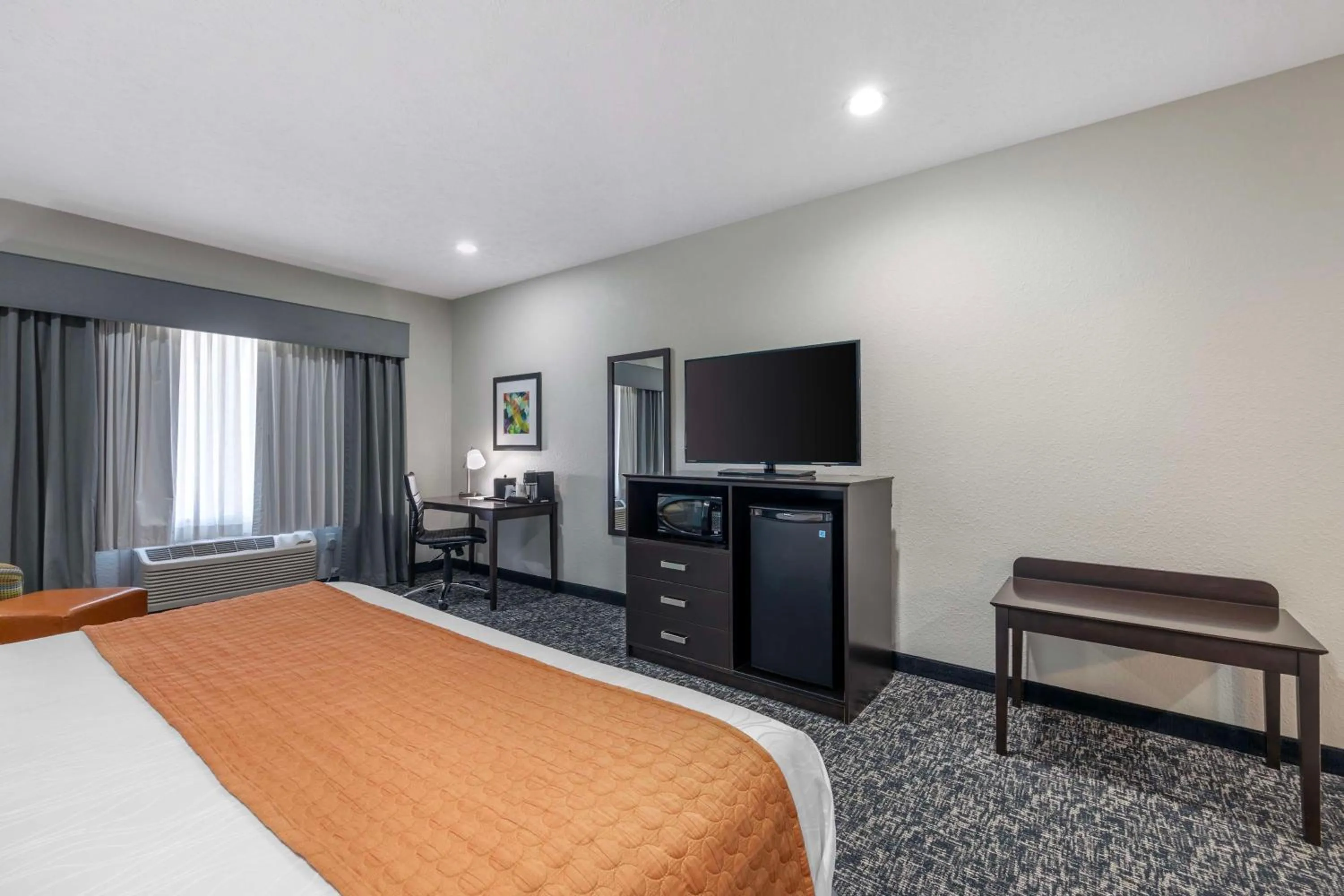 Bedroom, Bed in Best Western Plus Owensboro