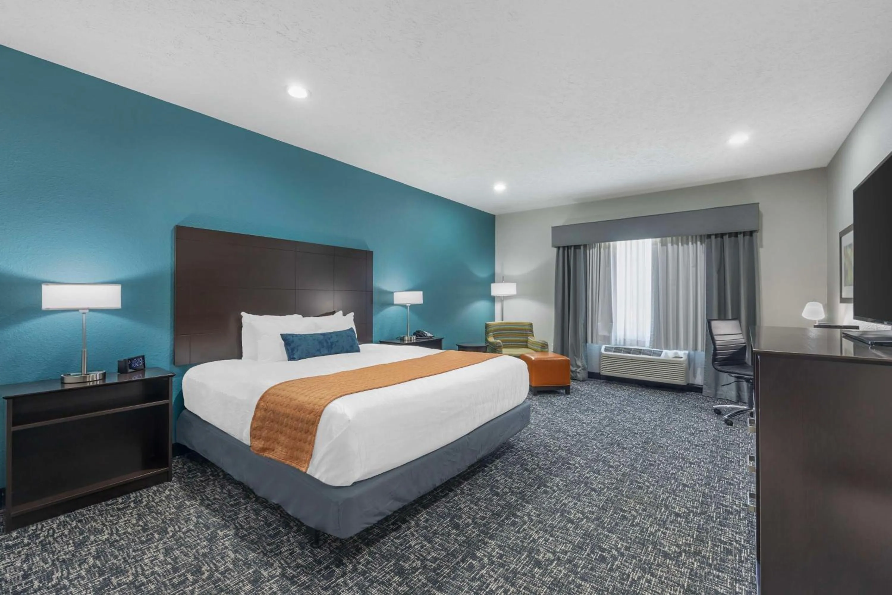Bedroom, Bed in Best Western Plus Owensboro