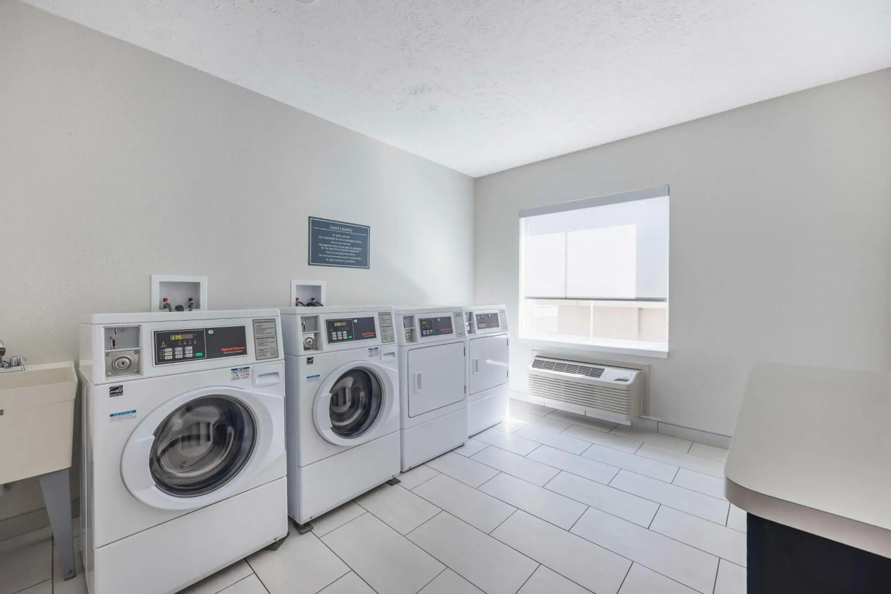 Property building in Best Western Plus Owensboro Property building in Best Western Plus Owensboro