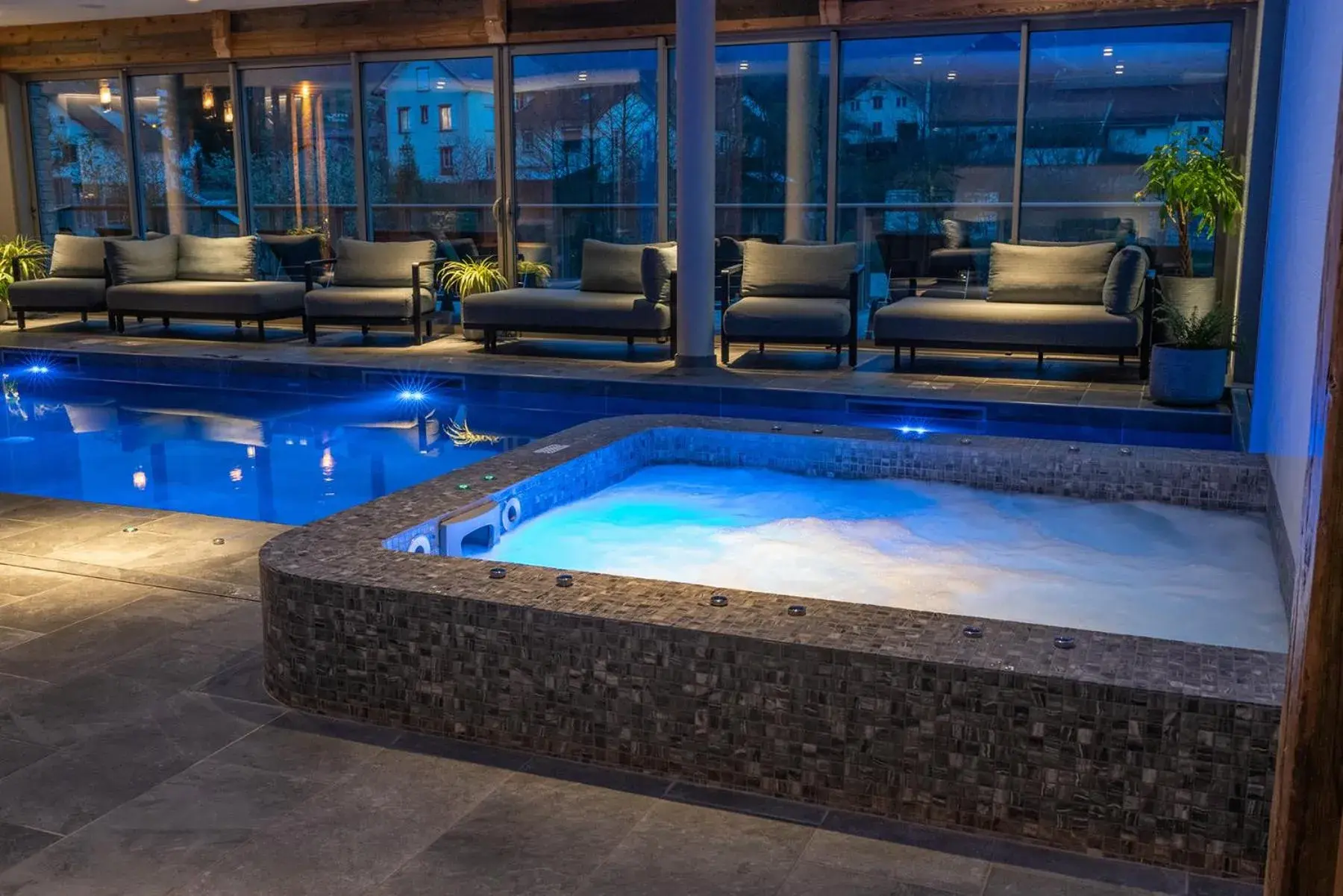 Hôtel Interlaken Lounge Bar & Spa Hôtel Interlaken Lounge Bar & Spa