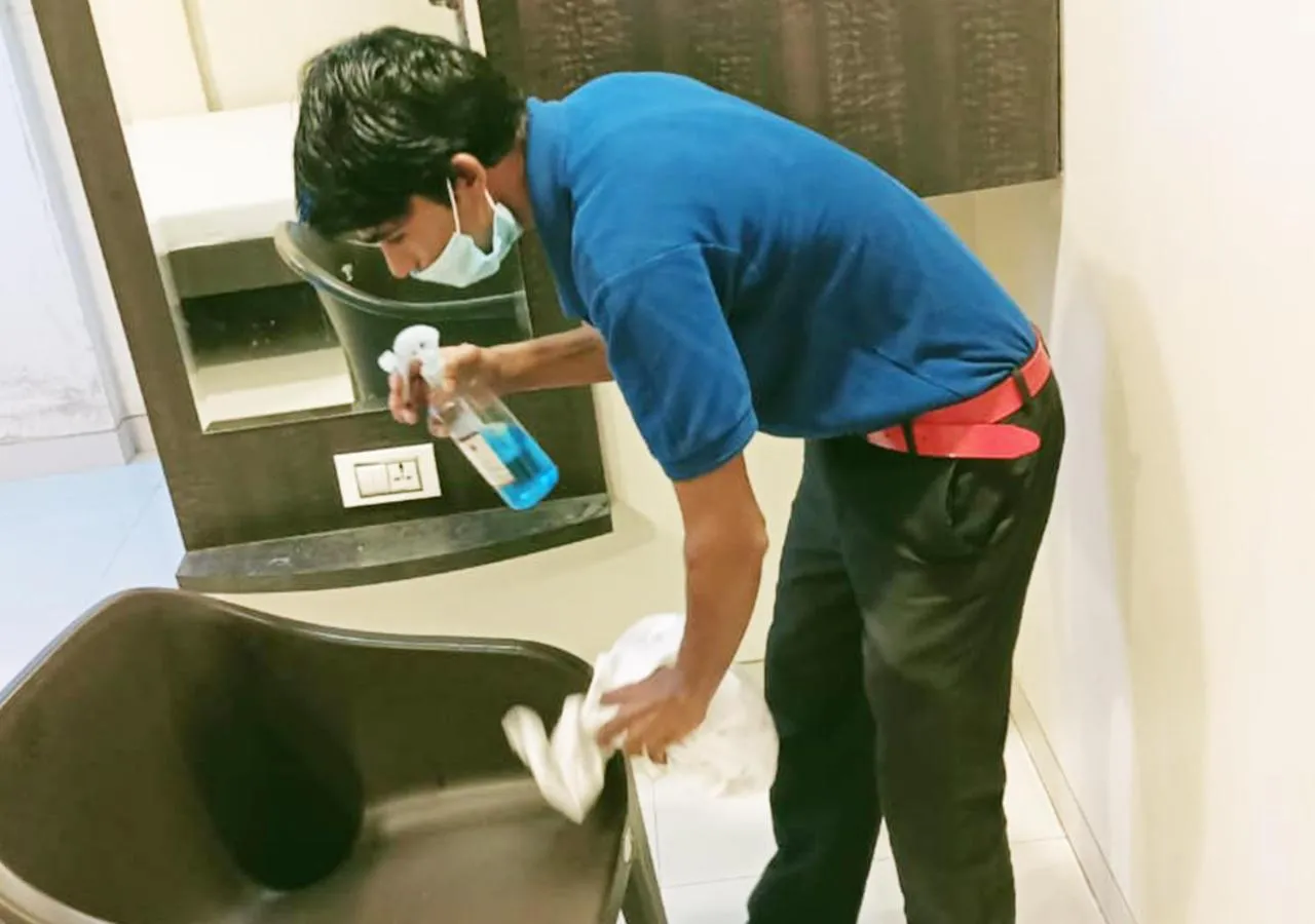 Staff in Hotel New Elite Inn - Near MIDC Turbhe Navi Mumbai