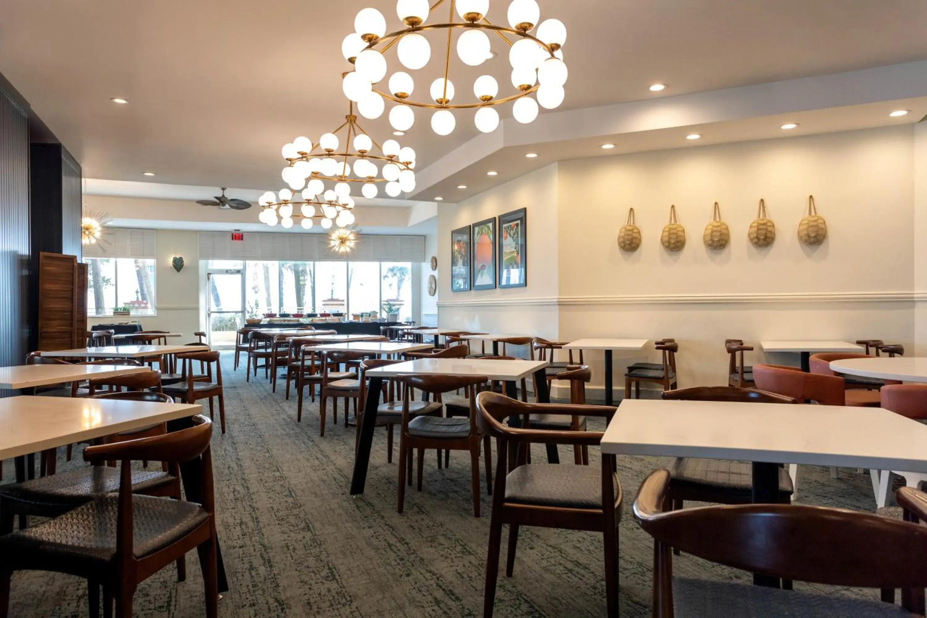 Restaurant/places to eat in Embassy Suites by Hilton Deerfield Beach Resort & Spa Restaurant/places to eat in Embassy Suites by Hilton Deerfield Beach Resort & Spa