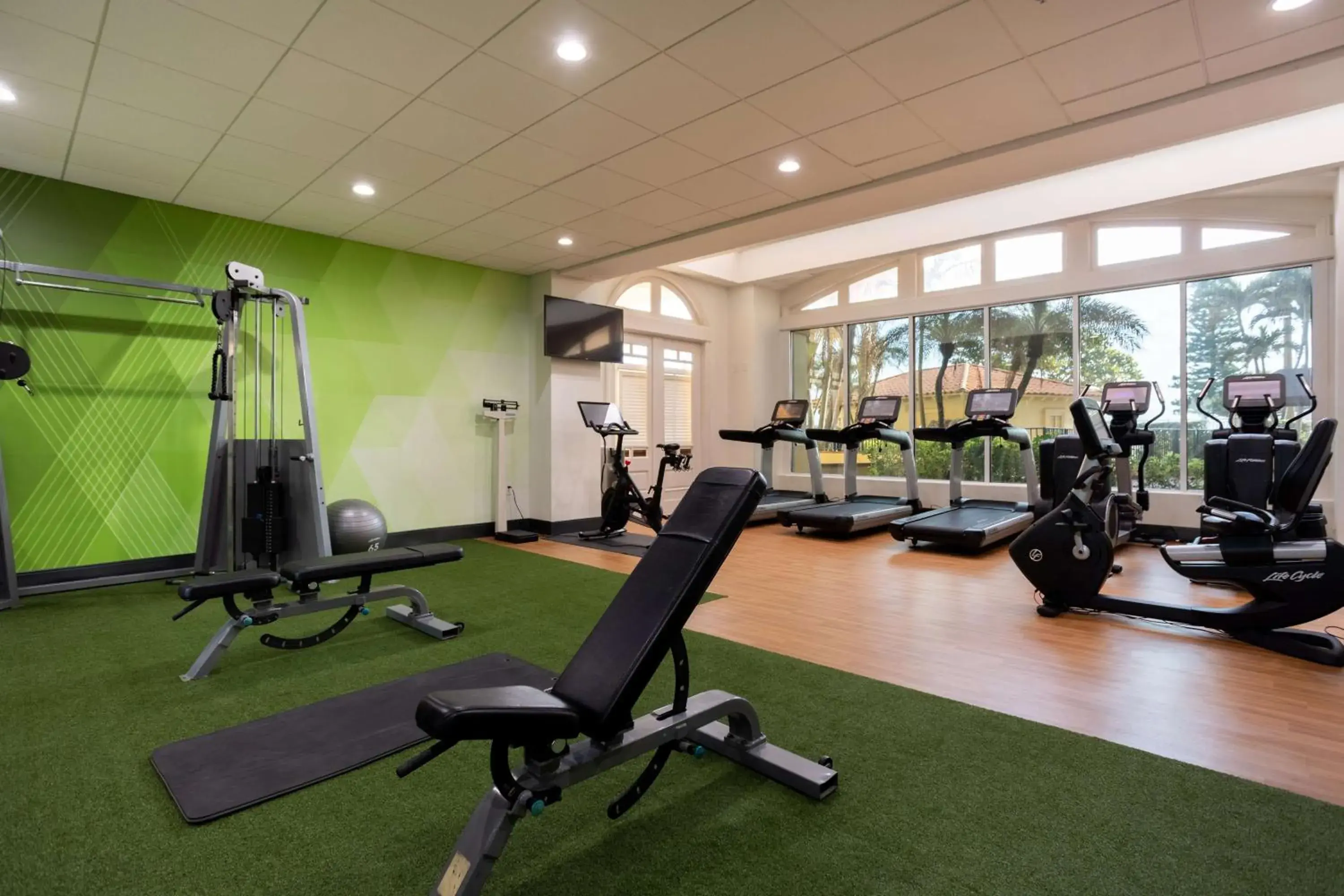 Fitness centre/facilities in Embassy Suites by Hilton Deerfield Beach Resort & Spa Fitness centre/facilities in Embassy Suites by Hilton Deerfield Beach Resort & Spa