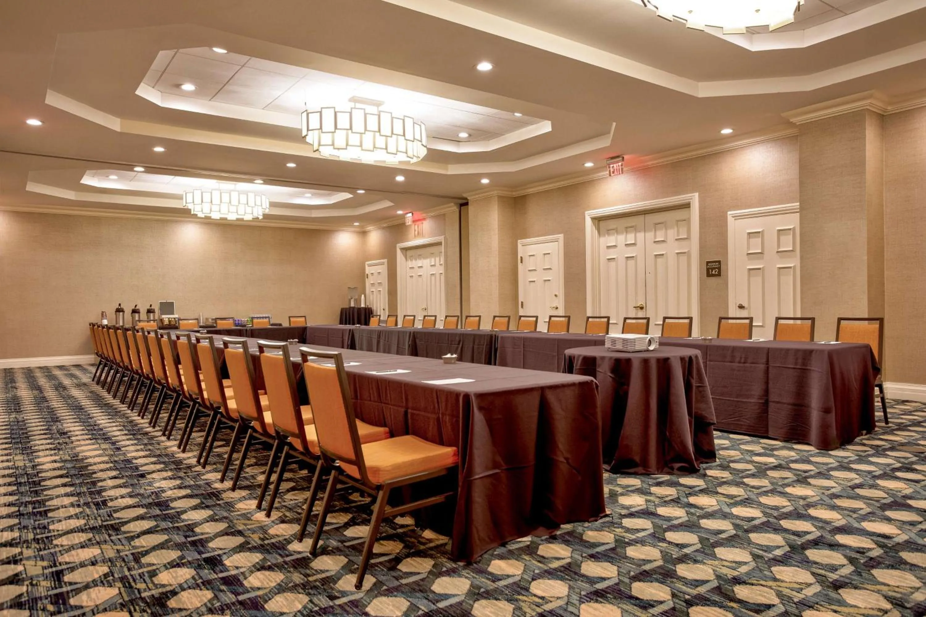 Meeting/conference room in Embassy Suites by Hilton Deerfield Beach Resort & Spa