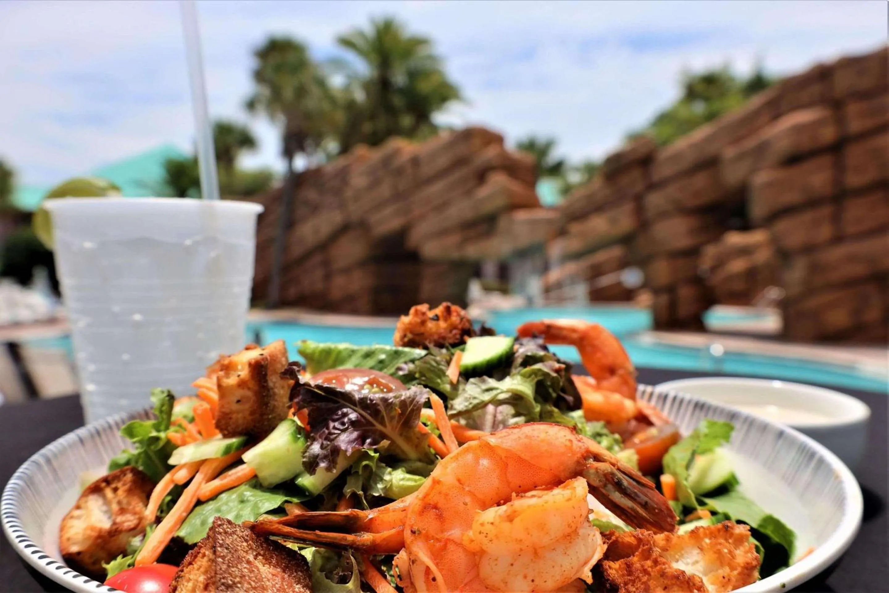 Restaurant/places to eat in Radisson Resort at the Port